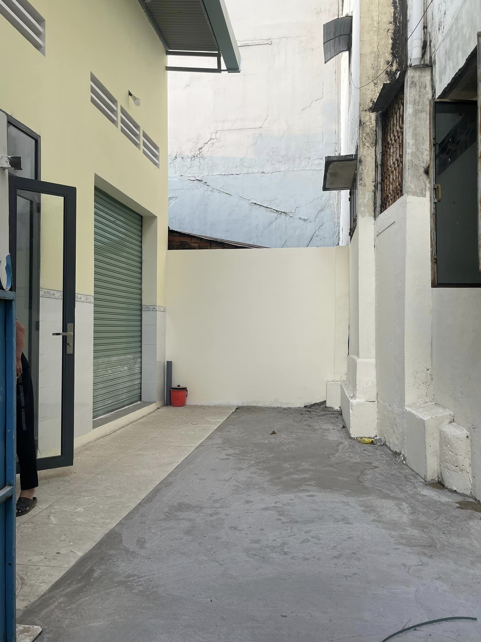 Cho thuê nhà 90 m2 kinh doanh mặt tiền hẽm xe hơi giá chỉ 8 tr/ tháng - Ảnh 1