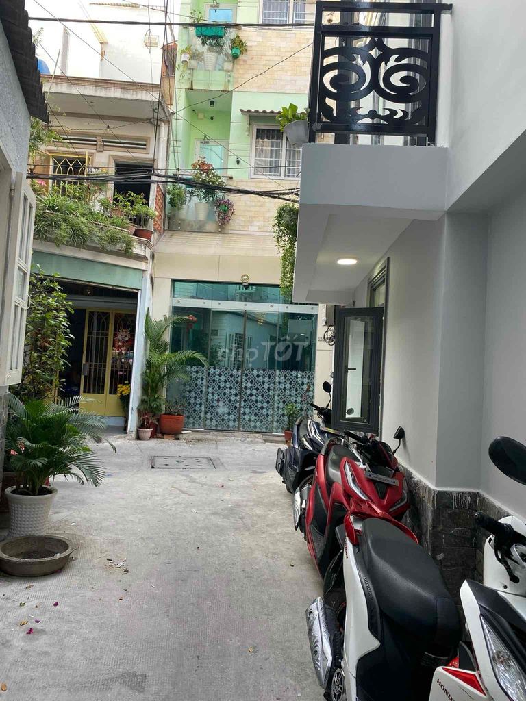 Bán nhà hẻm 4m đường Hoà Hưng P12Q10, SHR 1T2L 22m2 chỉ 2.98 tỷ. LH:0903014338 - Ảnh 1