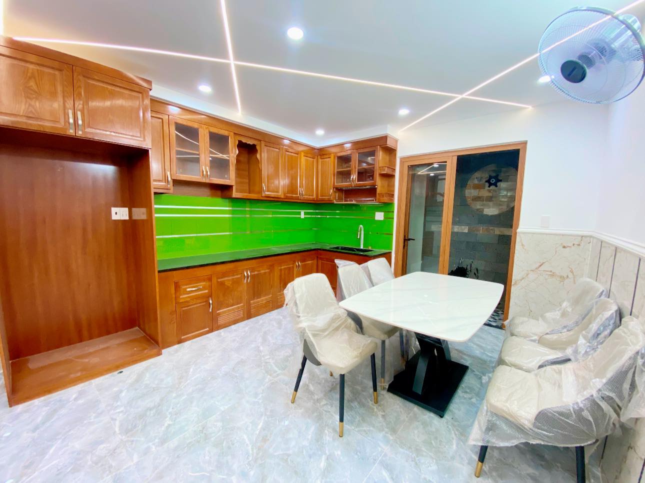 Bán nhà đường Bà Hom, Phường 13, Quận 6.<br>DT: 52 x 3 tầng x (3/8 x 13). <br>Giá: 6 tỷ (còn thương - Ảnh 3