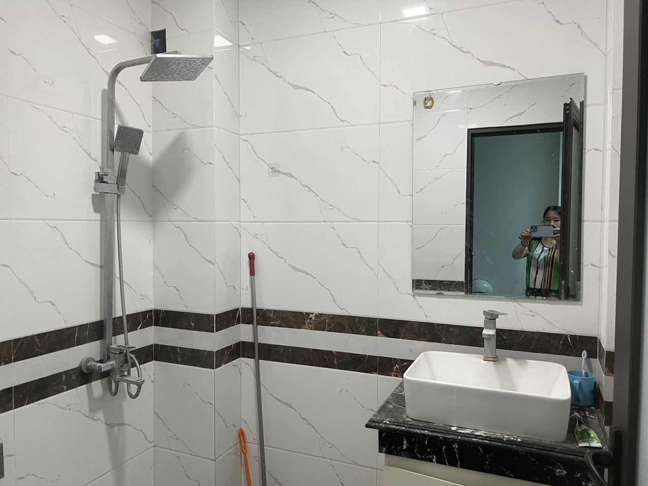 Cho nữ thuê phòng nhà ngõ 1160 Đường Láng , Đống Đa , Hà Nội - Ảnh 3