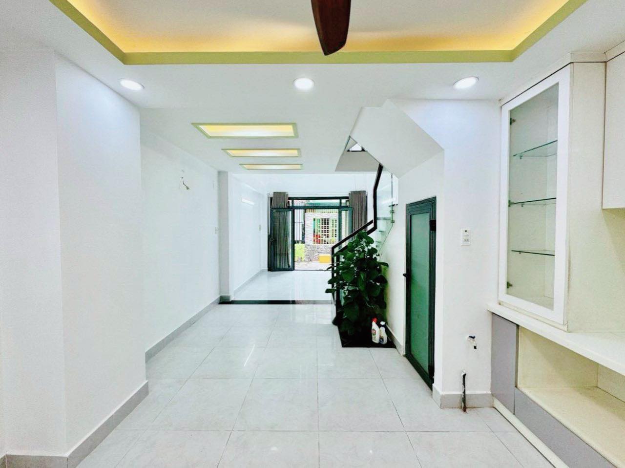 Nhà mới full nội thất 40m2-5tang hxh gần Thống Nhất giao Phạm Văn Chiêu - Giáp Q12 - 5 tỷ nhỉnh - Ảnh 2
