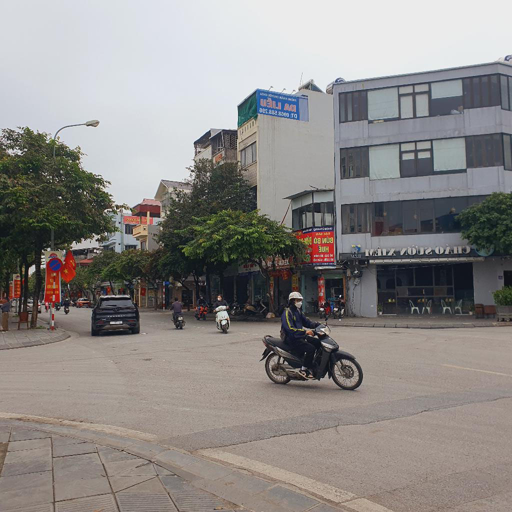 Siêu vip mặt phố Việt Hưng, Long Biên, vỉa hè kinh doanh sầm uất, 350m, mặt: 12m, 60 tỷ - Ảnh chính