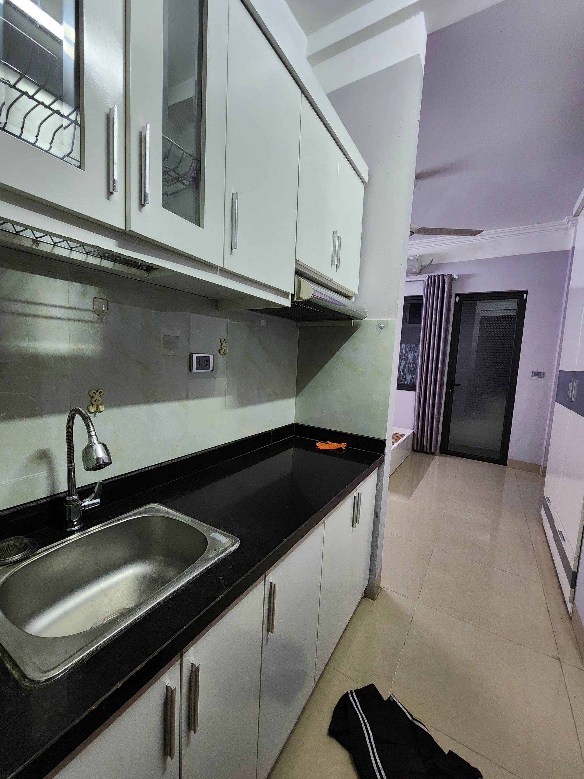 Cho thuê CCMN đẹp phố Nguyễn Đình Hoàn, Cầu Giấy 18m2 - 40m2 giá từ 3tr/th. Lh:0942636959 - Ảnh 1