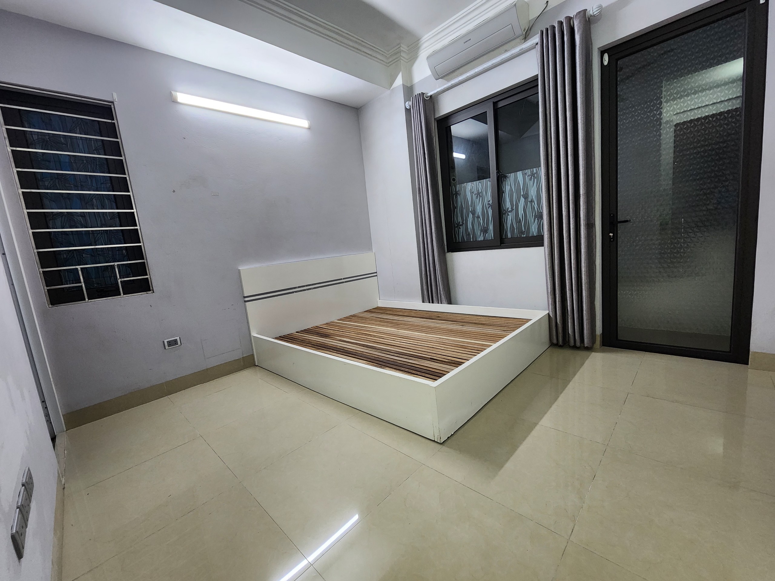 Cho thuê CCMN đẹp phố Nguyễn Đình Hoàn, Cầu Giấy 18m2 - 40m2 giá từ 3tr/th. Lh:0942636959 - Ảnh 2