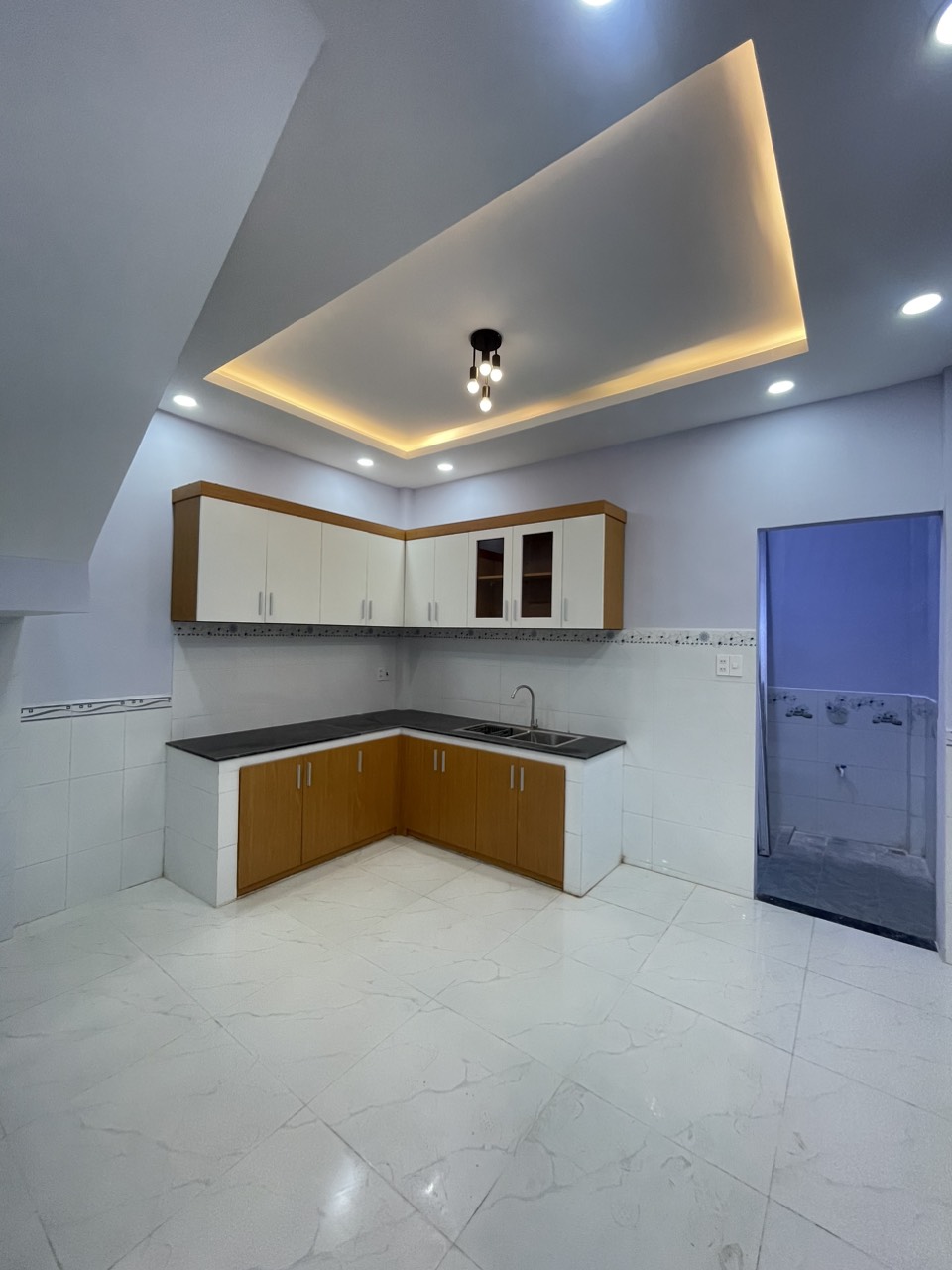 Bán mặt tiền đường nhánh Tân Chánh Hiệp 18 (Huỳnh Thị Hai), Q12. Giá rẻ 3.88T - Ảnh 2