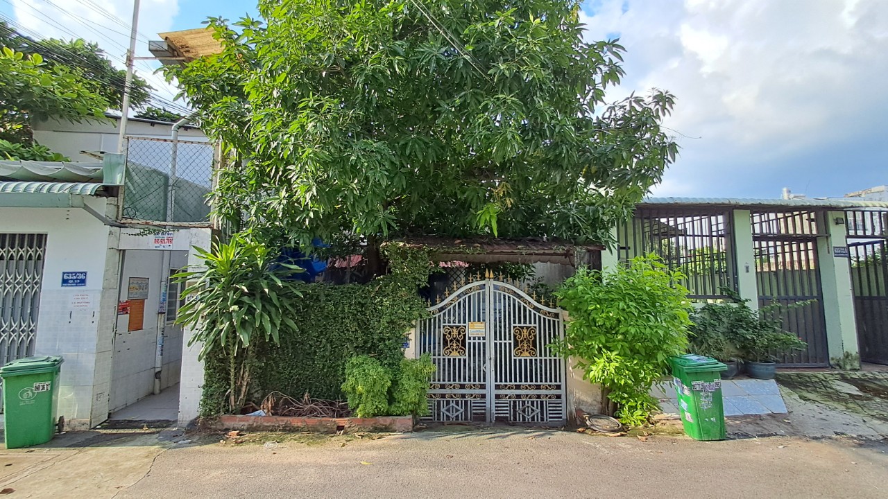 Bán Đất Tặng Nhà Nát Mặt Tiền Hẻm 635 Quốc Lộ 13 - Hiệp Bình Phước - Thành Phố Thủ Đức - Ảnh chính