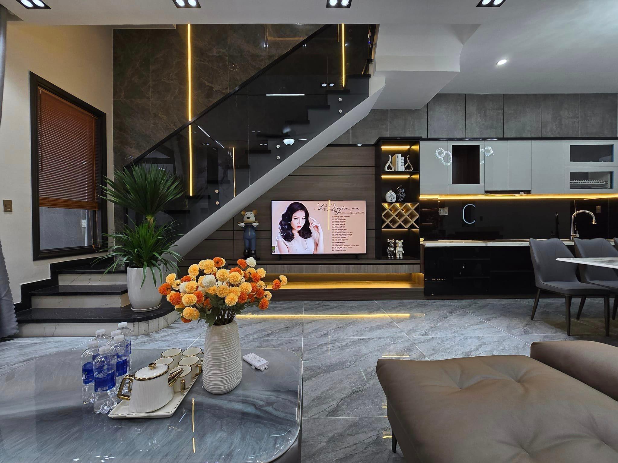***Bán nhà phường 11 Tân Bình, mặt tiền Võ Thành Trang (6*36) - 95tr/m2 - Ảnh chính