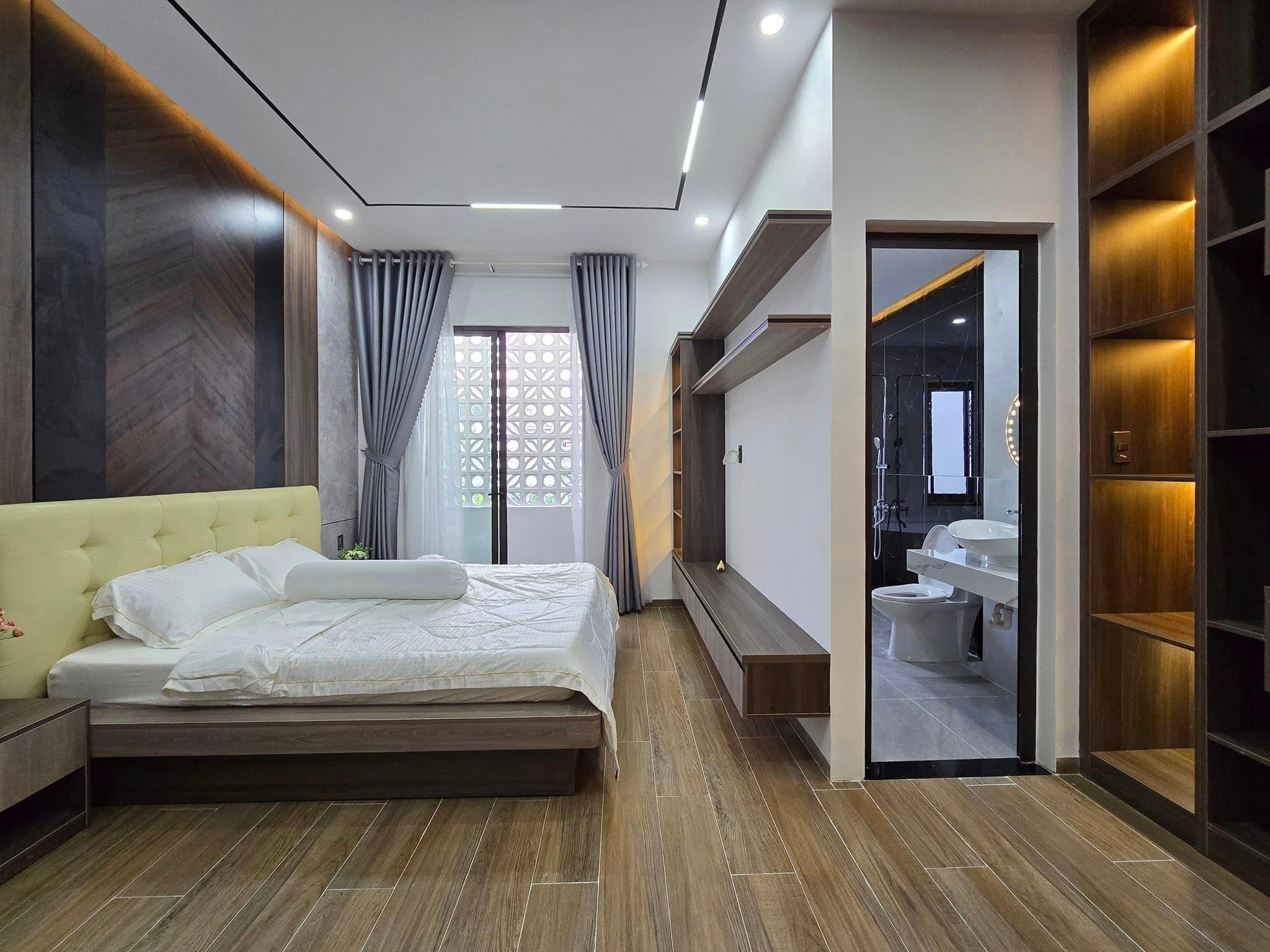 ***Bán nhà phường 11 Tân Bình, mặt tiền Võ Thành Trang (6*36) - 95tr/m2 - Ảnh 1