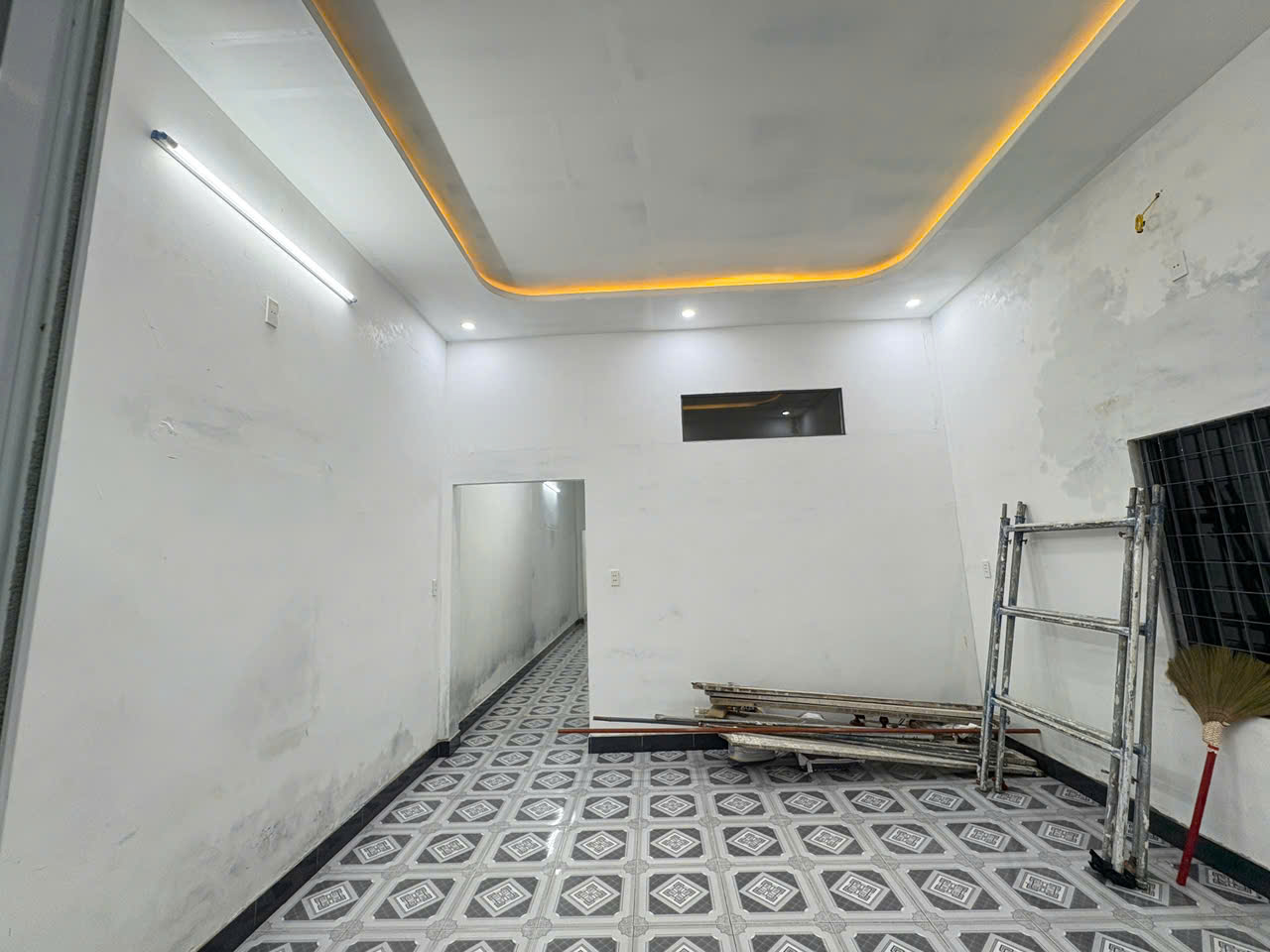 BÁN NHÀ CẤP 4 KIỆT LƯU QUANG VŨ CÁCH CHỢ KHÁI TÂY 50M, DT 140M2 SHR 2.85 TỶ. LH:0905223497. - Ảnh 3
