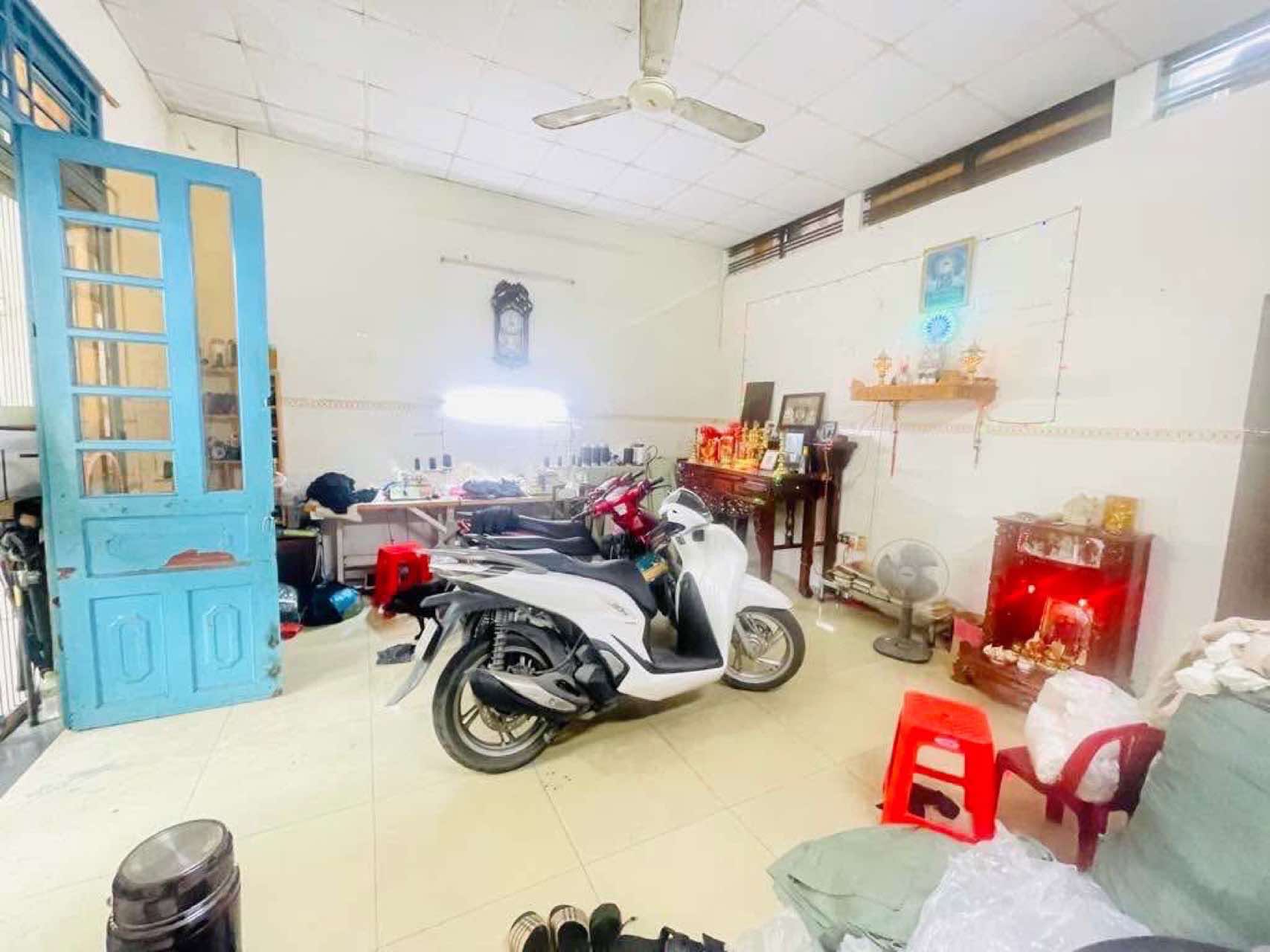 Bán nhà cấp 4 có lửng 92m2 Tân Thới Hiệp 29 QUẬN 12 , hẻm 3 gác, cho thuê 8tr/th , 4 tỷ nhỉnh - Ảnh 1