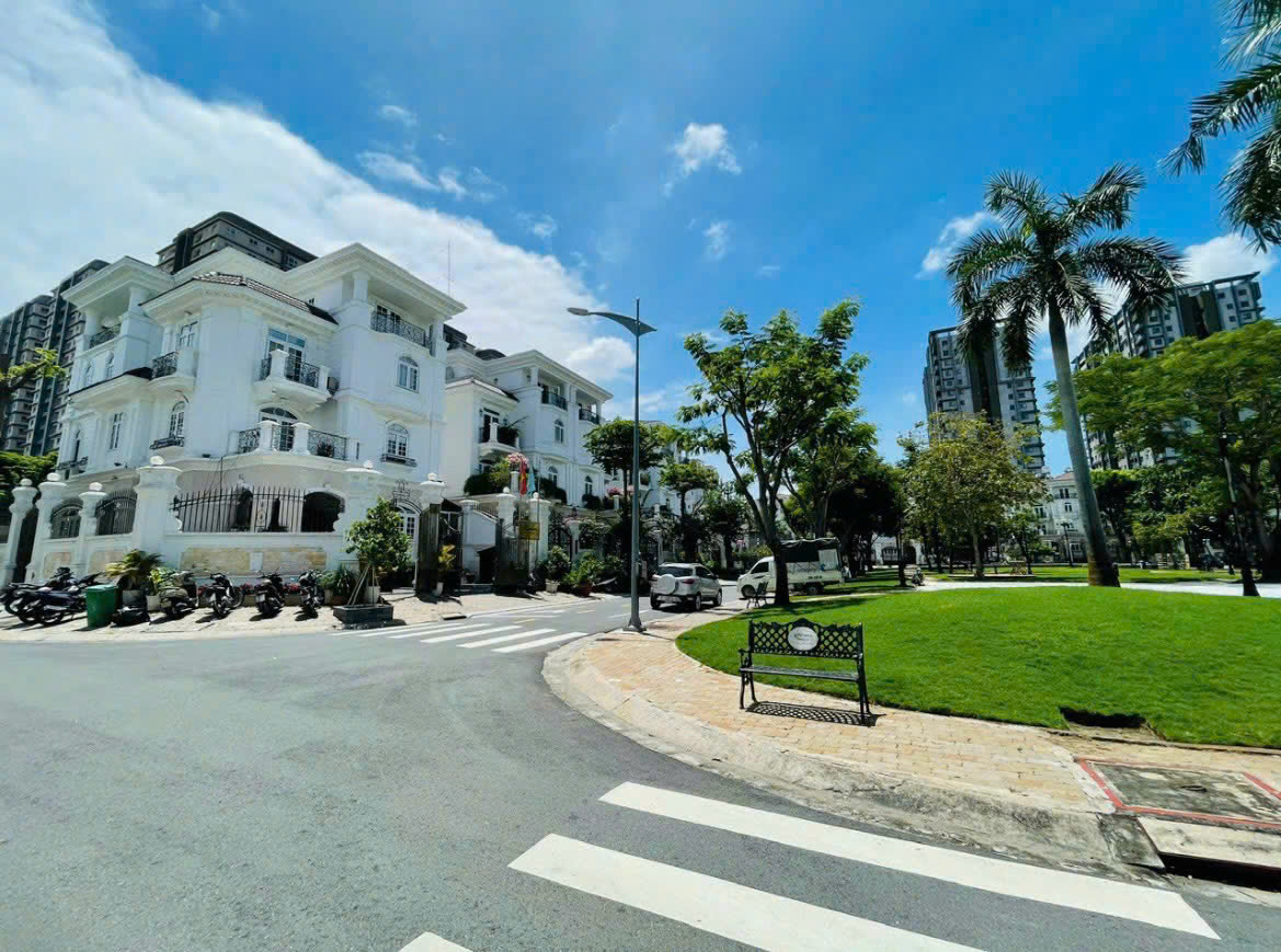 Biệt thự mới đẹp ở liền, Khu Compound bảo vệ an ninh VIP nhất Quận 7. Chỉ 49 tỷ/220m2. Lh:0914993620 - Ảnh 3