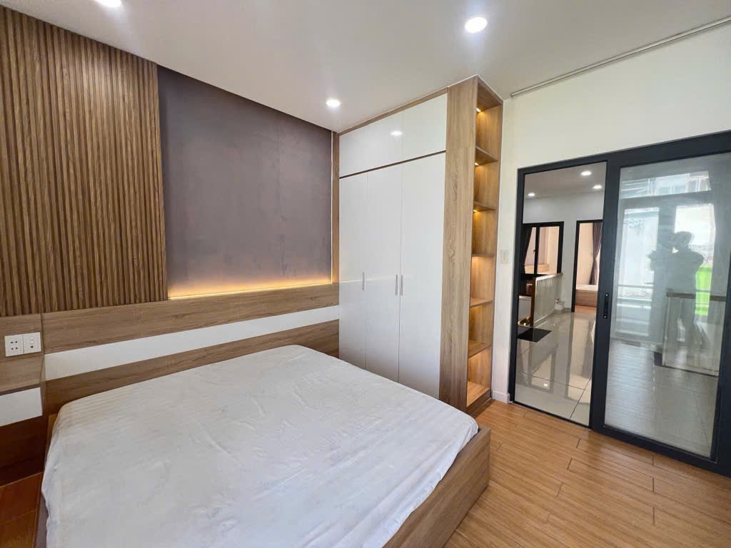 Bán nhà Trường Thọ TP Thủ Đức-mới đẹp ở ngay tặng nội thất-62.5m 2 tầng-SHR-6.3tỷ. Lh:0901325214 - Ảnh 1
