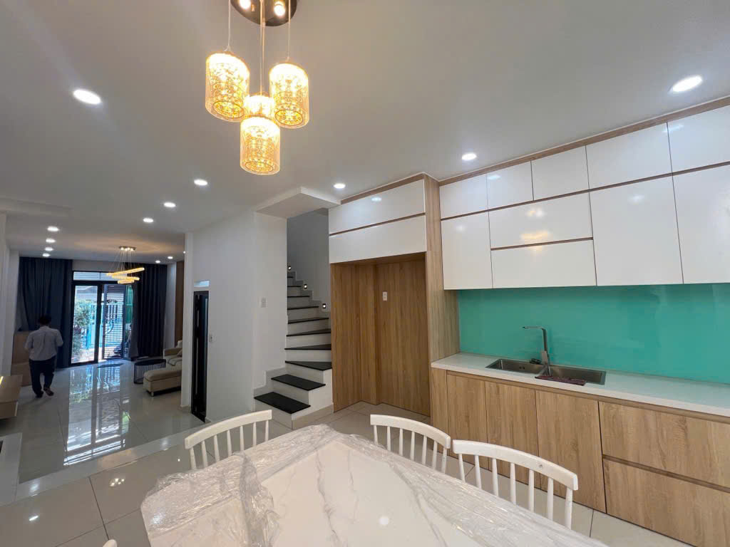 Bán nhà Trường Thọ TP Thủ Đức-mới đẹp ở ngay tặng nội thất-62.5m 2 tầng-SHR-6.3tỷ. Lh:0901325214 - Ảnh 2