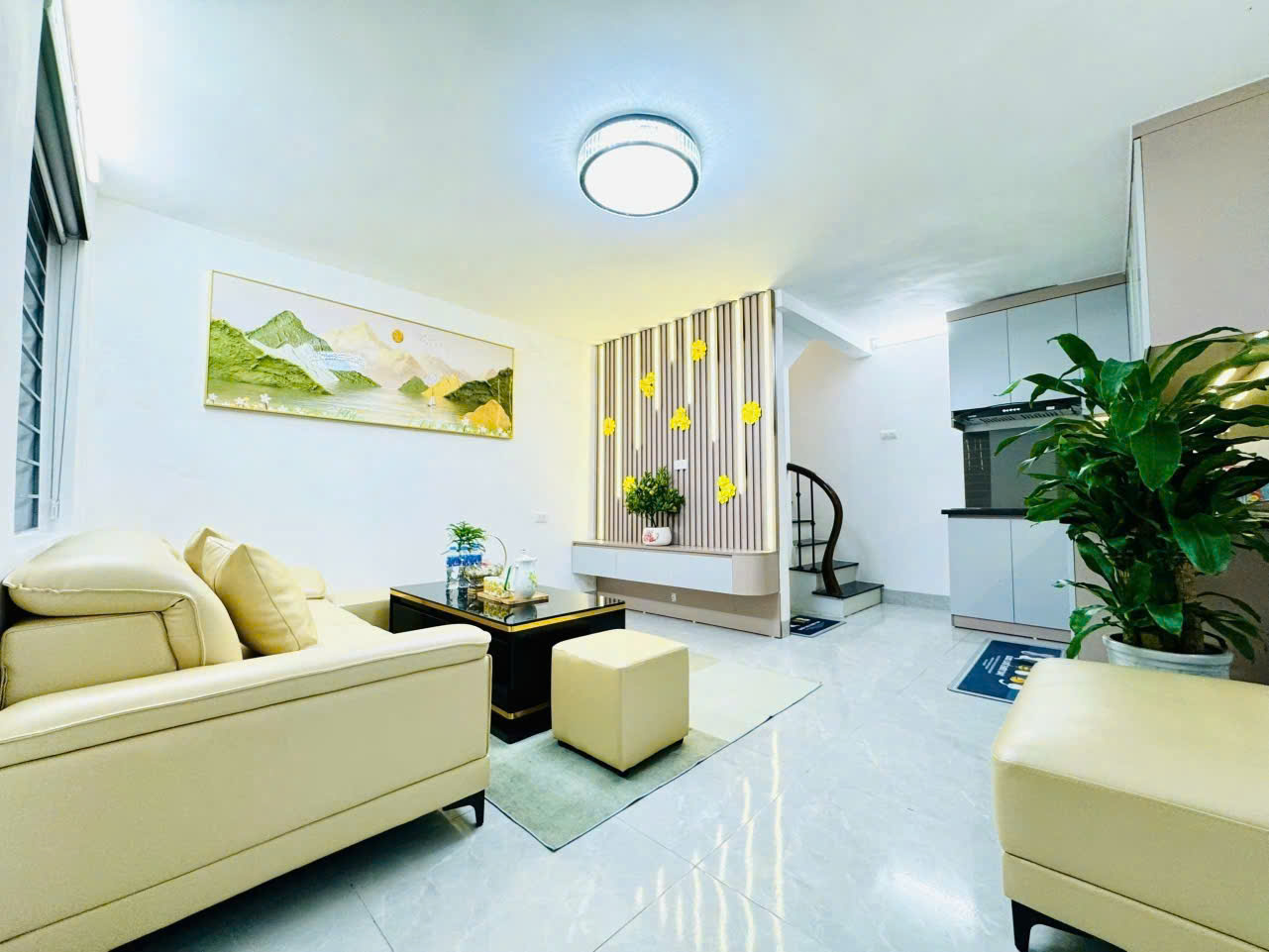 BÁN NHÀ NGÕ GẦN HỒ BA MẪU - 25M2 - SỔ ĐỎ - CHỈ 5.15 TỶ. LH:0766097338 - Ảnh 3