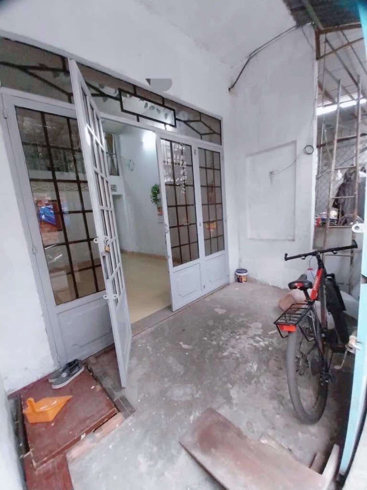 Bán nhà cấp 4 có lửng 56m2 ( 4*15 ) sát mt Hà Thị Khiêm Q12  , hẻm 3 gác , 3 TỶ NHỈNH 0932030061 - Ảnh 3