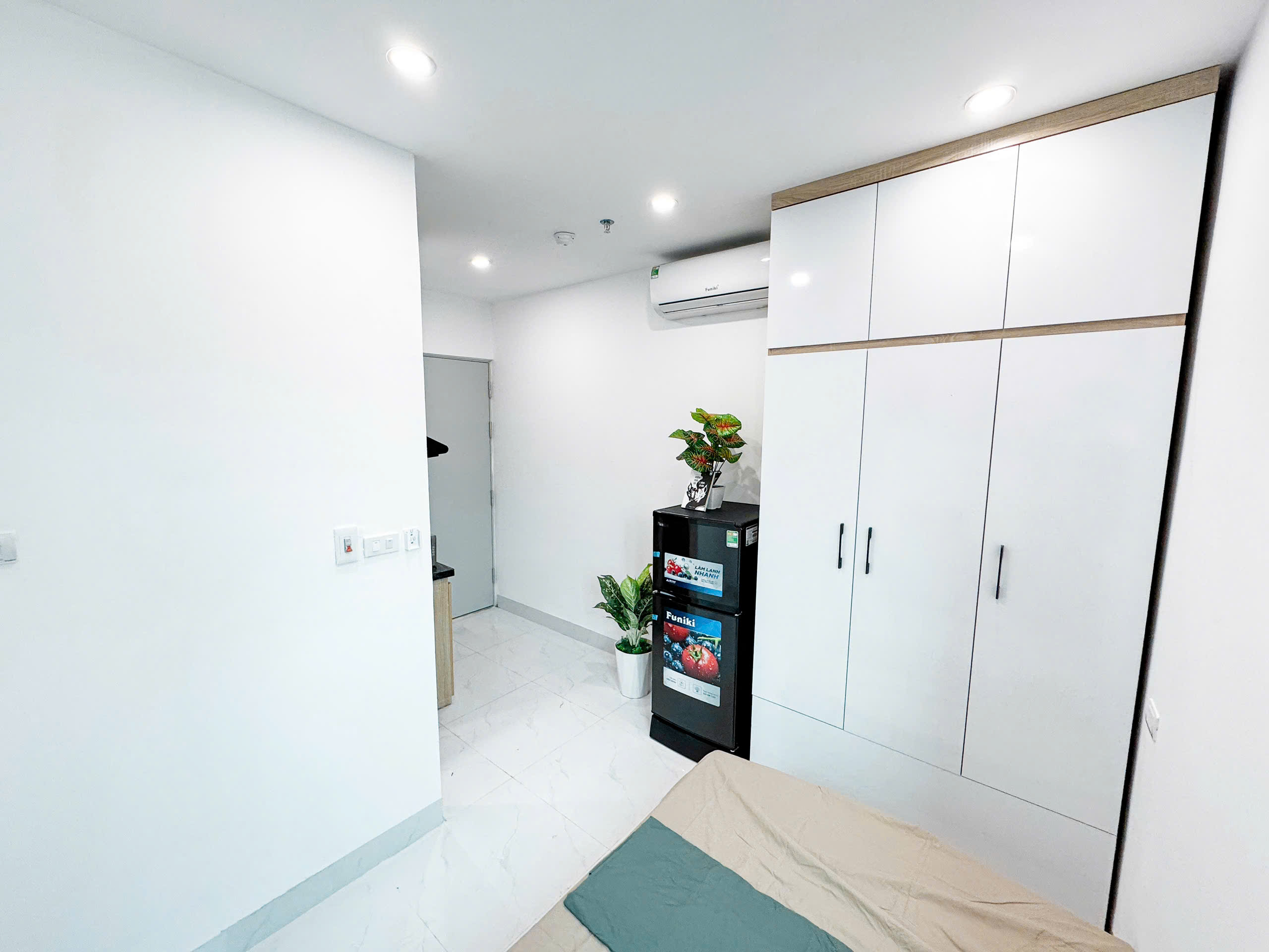 🚀 NHÀ MỚI 5 TẦNG - PHỐ GIÁP BÁT - 2 NHÀ RA PHỐ - SỔ CC - 39M2 - 6.85 TỶ LH 0886962299 🚀 - Ảnh 2