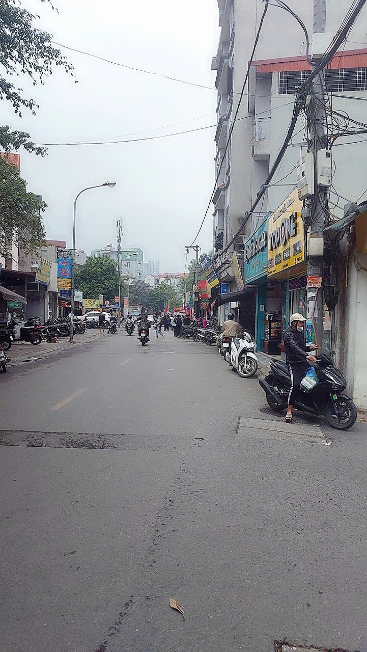 Cực Hiếm Phố Trâu Quỳ _Gia Lâm _ Ô TO ĐỖ Cửa _ Đường Rộng Thênh Thang Kinh Doanh Tấp Nập Dòng Tiền - Ảnh 1