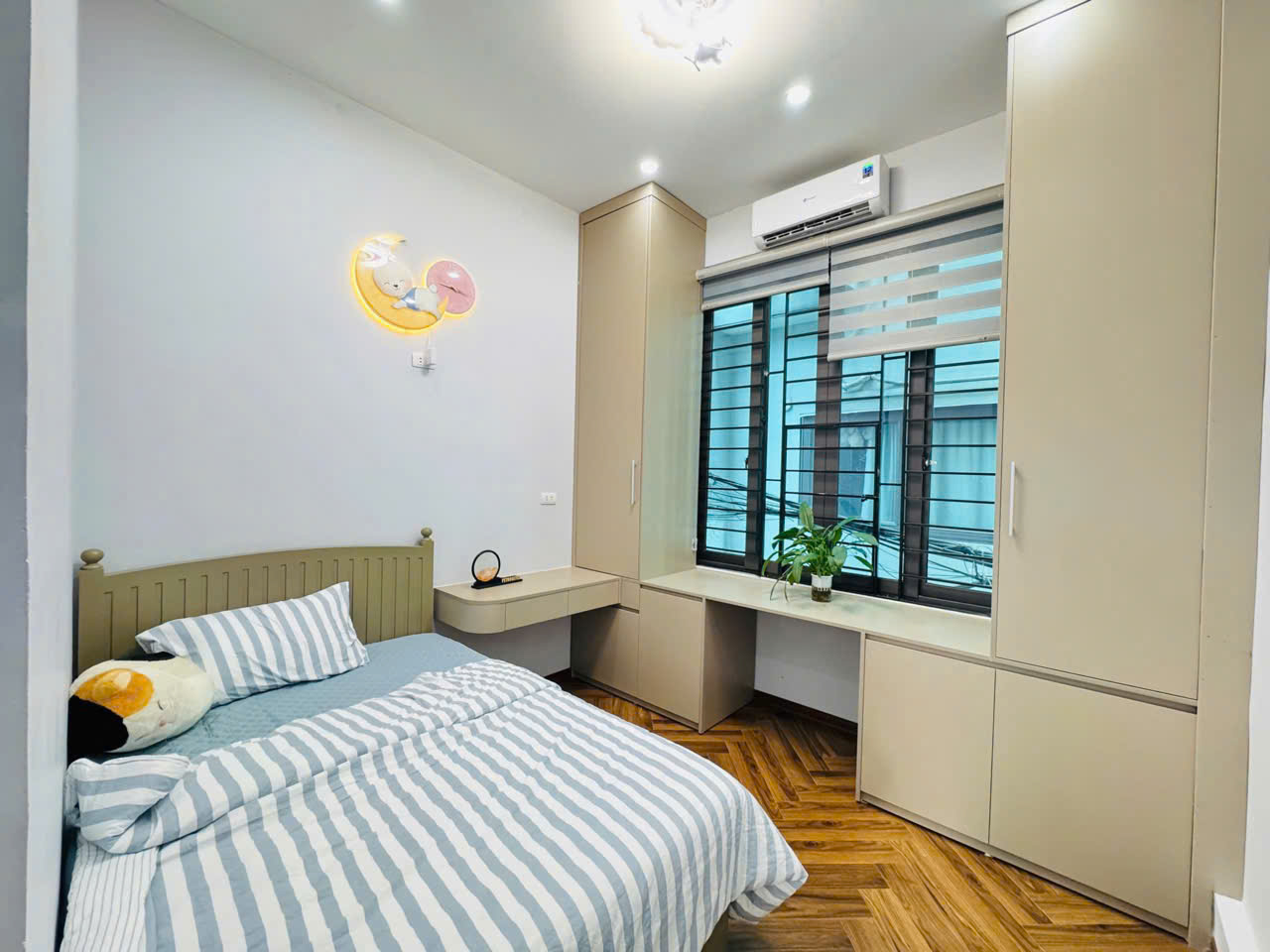 NHÀ MỚI 5 TẦNG PHỐ GIÁP BÁT - NGÕ THÔNG - FULL NỘI THẤT - 46M2, MT 4.25M - GIÁ 7.5 TỶ TL - Ảnh 1