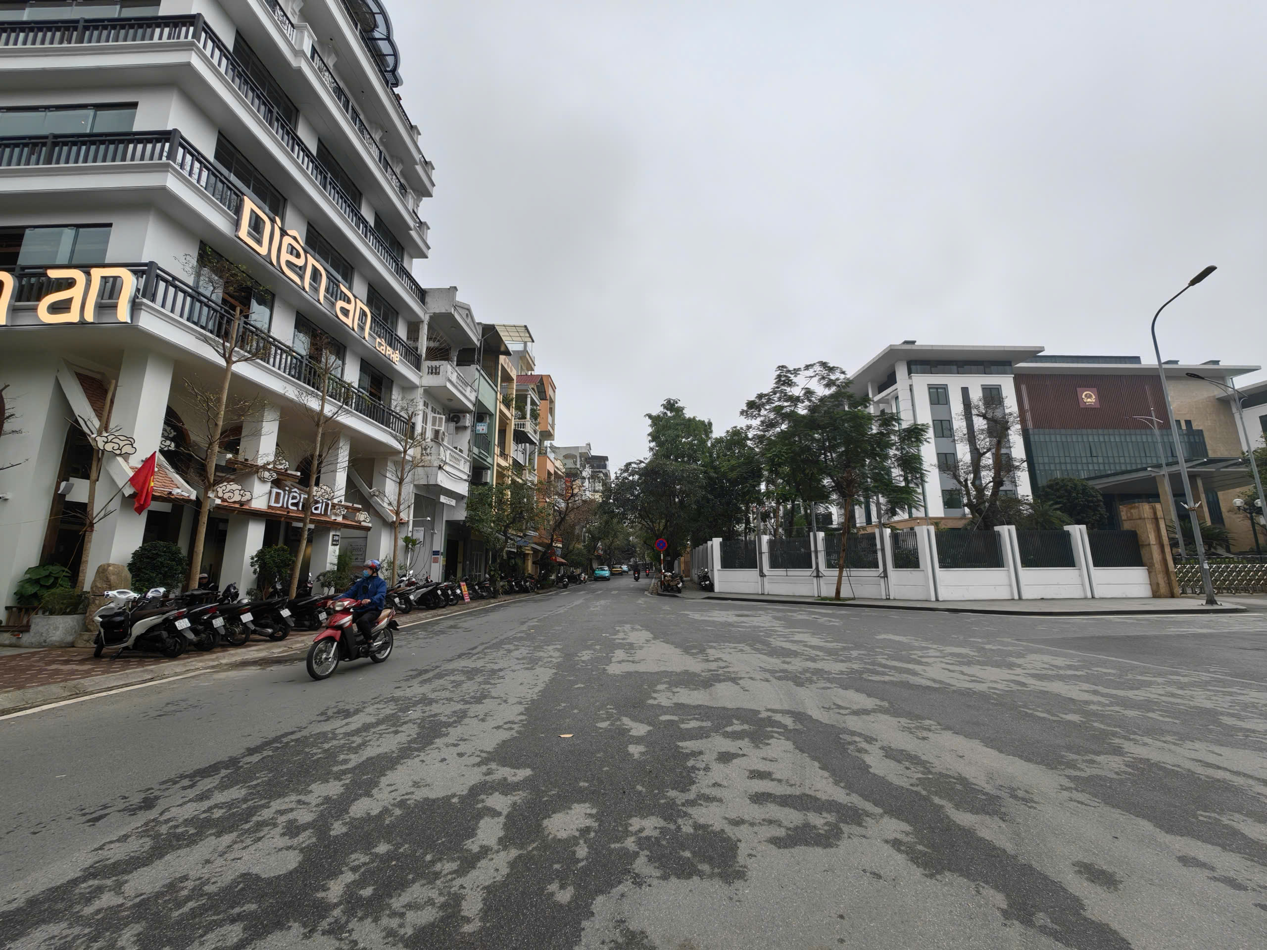 Siêu Hiếm Phân Lô Phố Hoàng Cầu, Đống Đa 146m2 Mặt Tiền 7m Kinh Doanh, Dòng Tiền, Ô Tô Chỉ 78 Tỷ - Ảnh chính