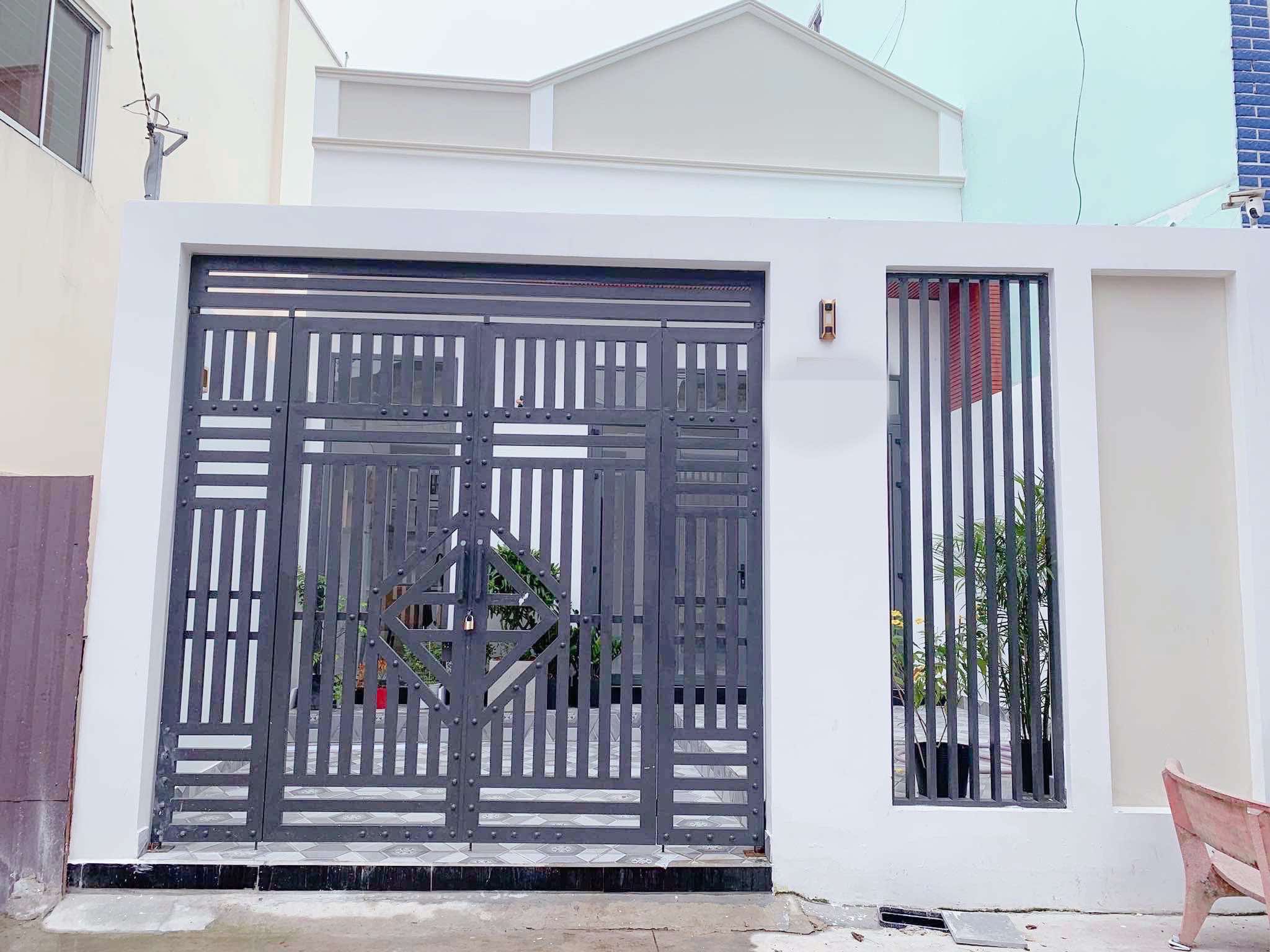 Nhà mới cấp 4 - 72m2 sát mt QL1A Q12 , đường 8m ,gần Phần Mềm Quang Trung - 4 tỷ nhỉnh 0932030061 - Ảnh chính