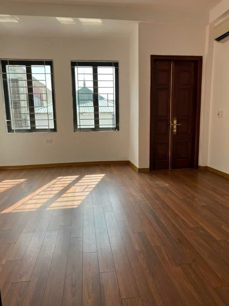 CHO THUÊ NHÀ ĐẸP NGUYÊN CĂN LÀM TRUNG TÂM DẠY THÊM/VĂN PHÒNG/NHÀ Ở TẠI HOÀNG MAI. LH:0395124355. - Ảnh 3
