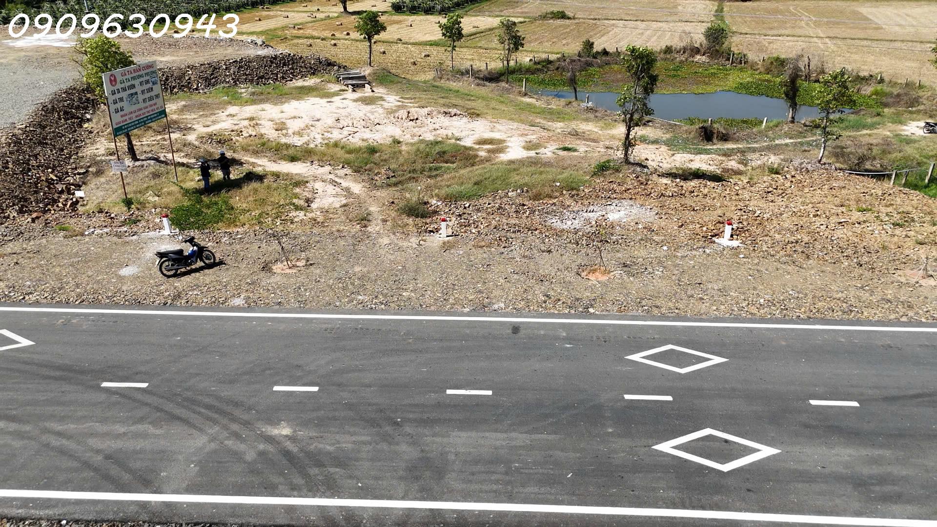 Ngộp!! bán đất mặt tiền đường Hàm Kiệm - Tiến Thành 45m. - Ảnh 3