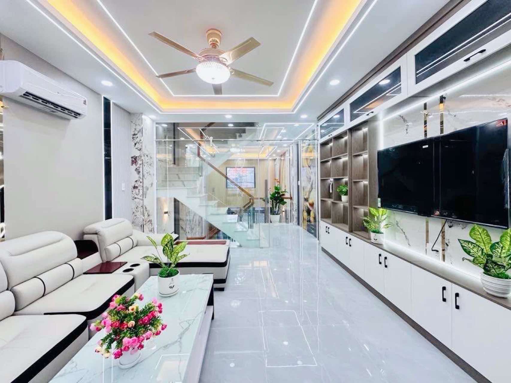 Nhà mới hxh full nt 57m2-5tang sát mt Huỳnh Thị Hai Q12 , liền kề chợ Ngã 3 Bầu , 6 tỷ 0932030061 - Ảnh 3