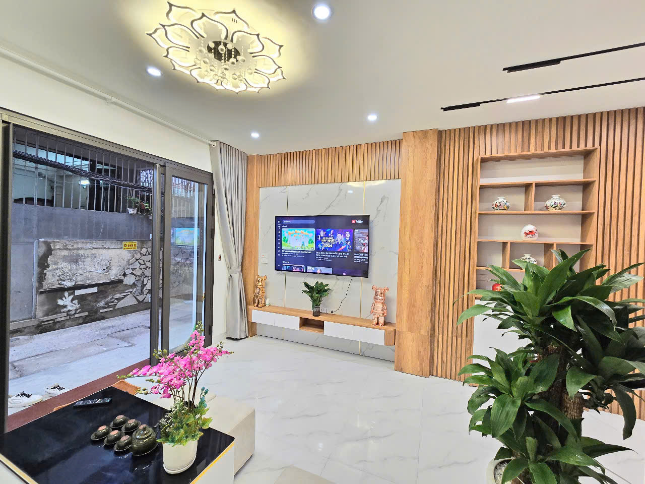 ĐỘC QUYỀN! NHÀ 5 TẦNG MỚI TRƯƠNG ĐỊNH- NGÕ THÔNG- ÔTÔ 10M- FULL NỘI THẤT- CHỈ 6.78 TỶ TL - Ảnh 1