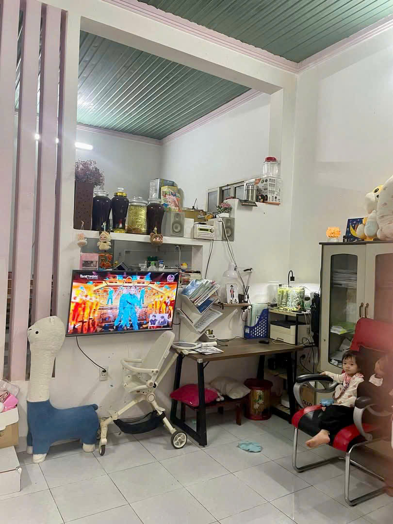Nhà hẻm 39 Tuệ Tĩnh đường nhựa ô bàn cờ - chỉ 2,350tỷ - Ảnh 2