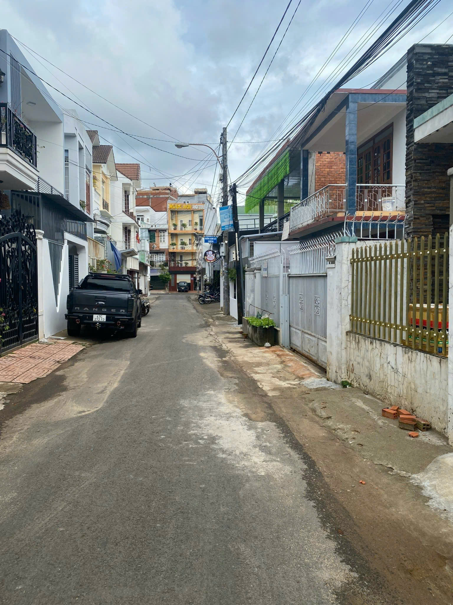 Nhà cấp 4 mặt tiền đường Nguyễn Huy Tưởng - Ảnh chính
