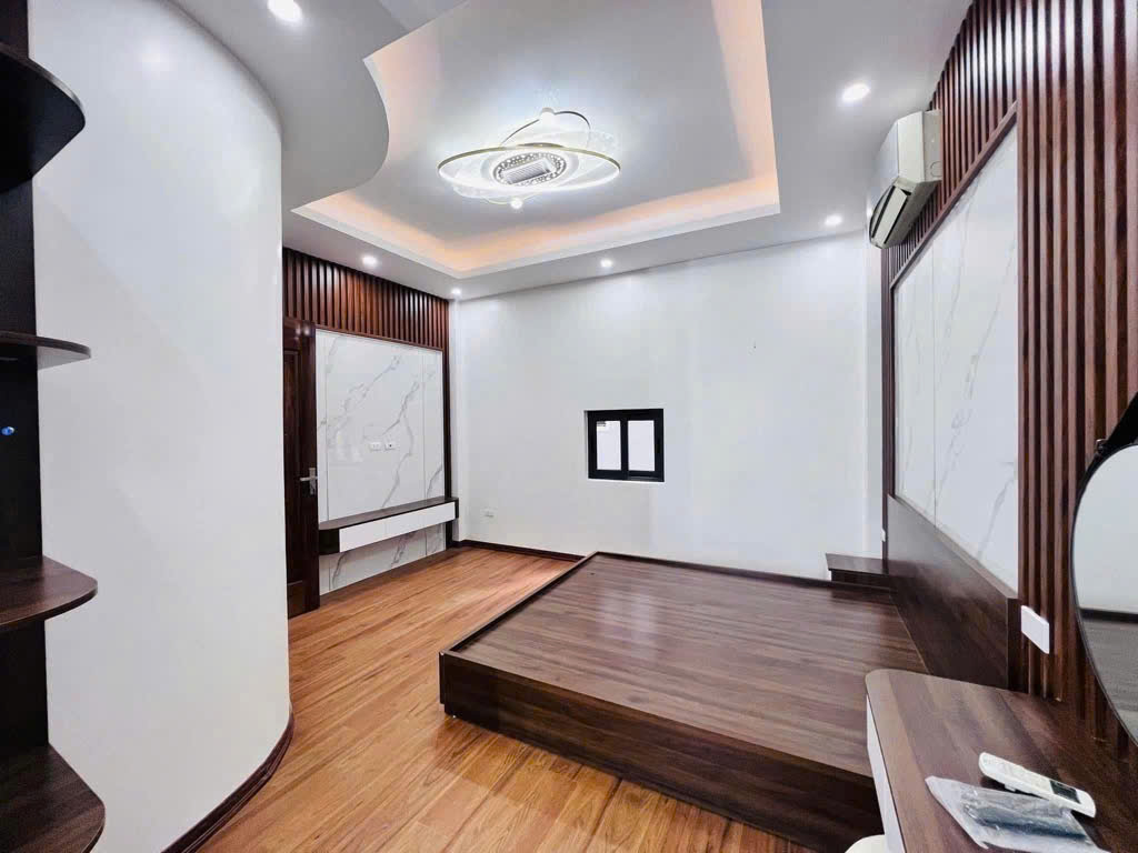BÁN NHÀ NGÕ GỐC ĐỀ, MINH KHAI - Ô TÔ TRÁNH 8M - 5 TẦNG MỚI - SỔ CC - GIÁ HƠN 6 TỶ TL - Ảnh 1