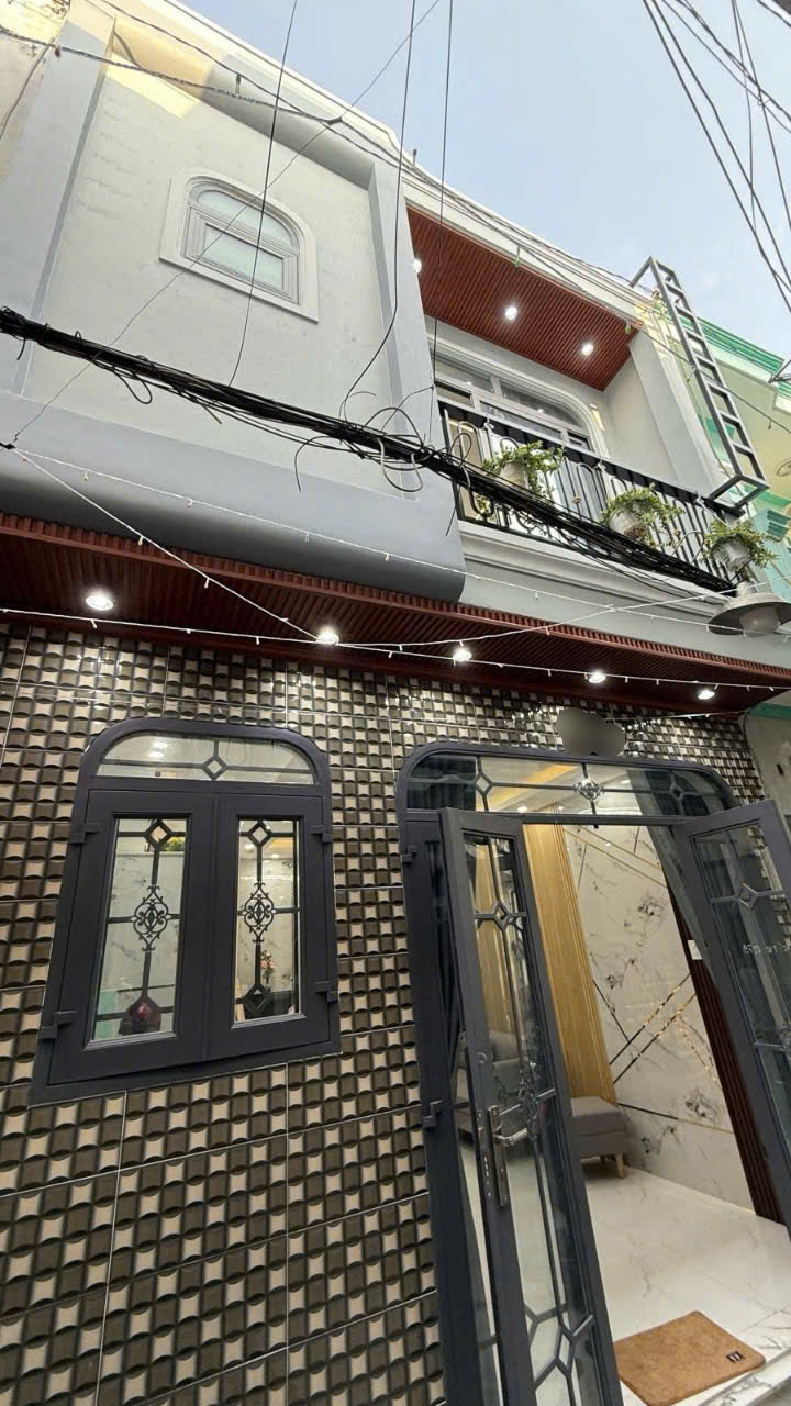 Nhà đẹp ngay Bùi Quang Là, Gò Vấp, ngang bề thế 4.5m chỉ NHỈNH 3 TỶ, còn thương lượng. - Ảnh chính