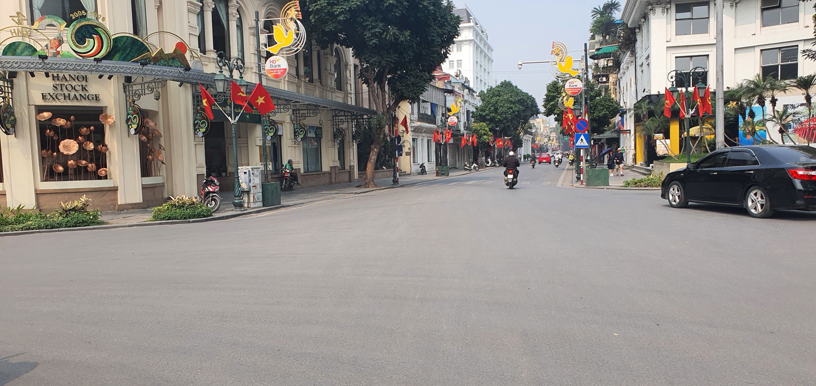 Bán Nhanh Siêu Phẩm Mặt Phố Tràng Tiền, Hoàn Kiếm 252m2 Vị Trí Kim Cương Giá Rẻ Nhất Khu Vực - Ảnh 1