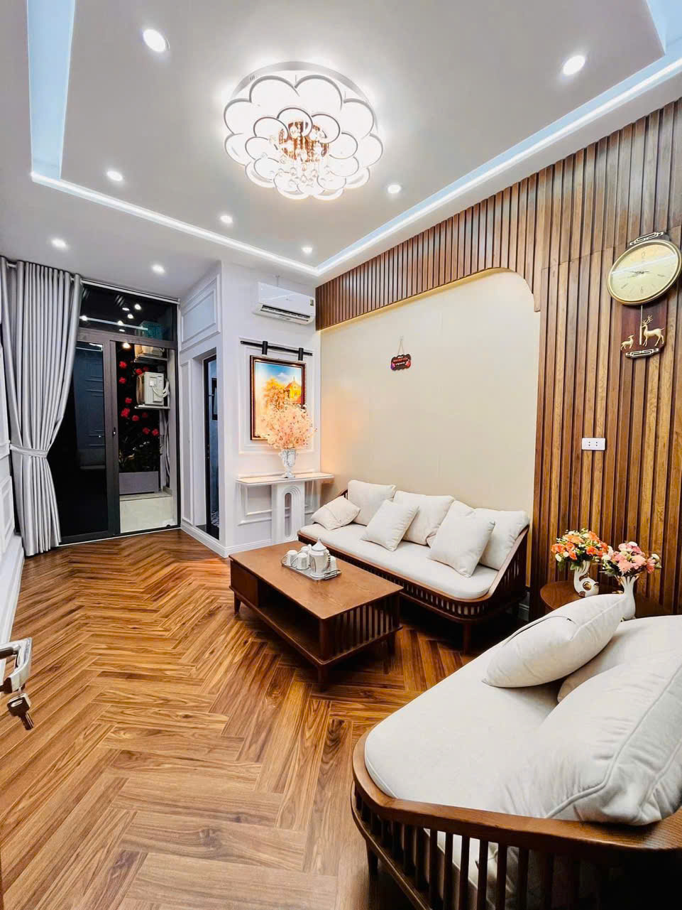BÁN NHÀ 5 TẦNG MỚI PHỐ HOÀNG MAI, 33M2, MT 3.9M, 10M RA ÔTÔ, GIÁ 6.56 TỶ TL - Ảnh 2