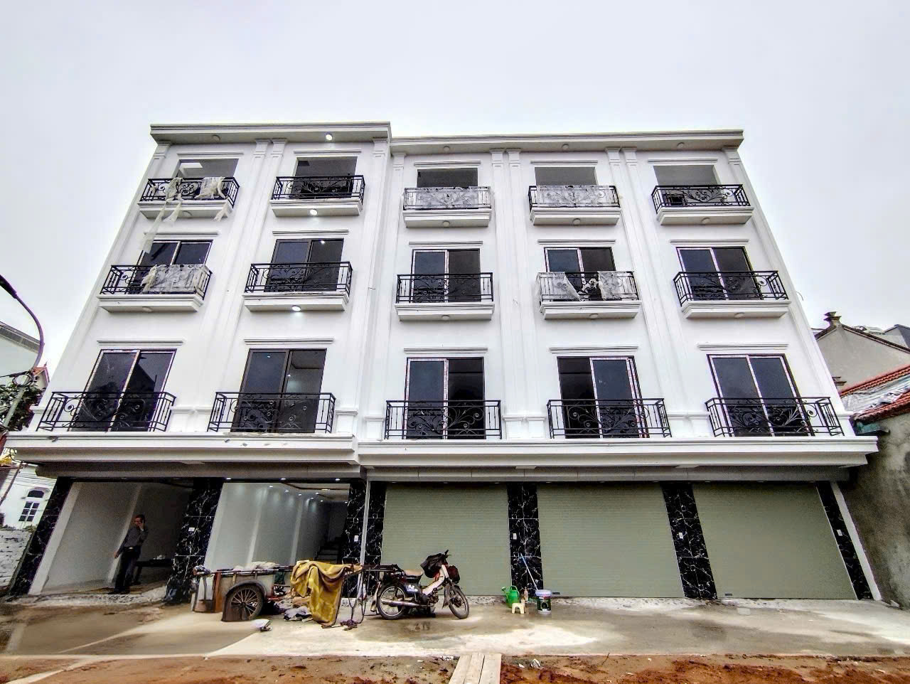 NHÀ MỚI CÓ GARA Ô TÔ TẠI HOÀI ĐỨC HÀ NỘI, 41M2 CHỈ 8TR/TH. LH:0973946885 - Ảnh chính