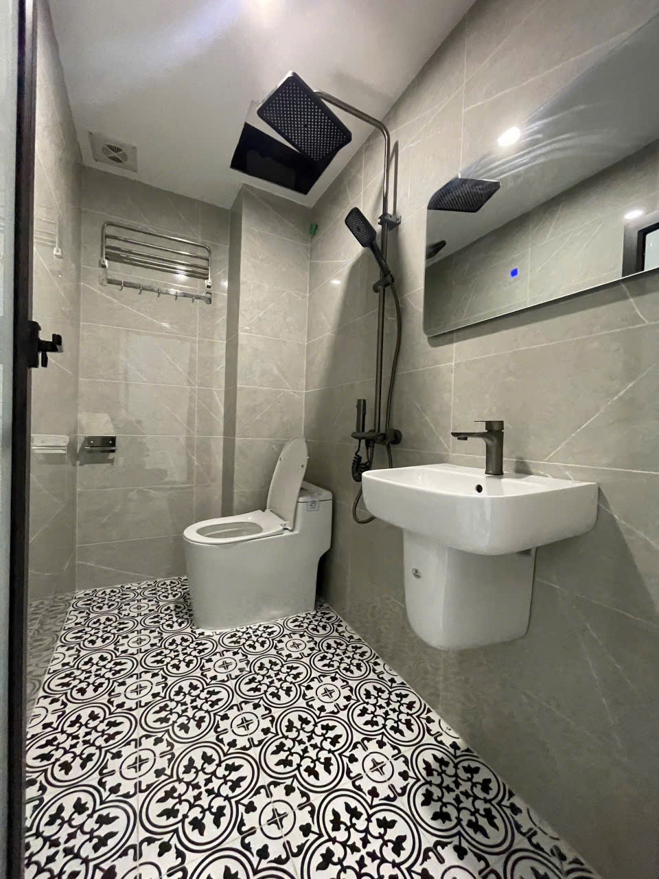 NHÀ MỚI CÓ GARA Ô TÔ TẠI HOÀI ĐỨC HÀ NỘI, 41M2 CHỈ 8TR/TH. LH:0973946885 - Ảnh 5