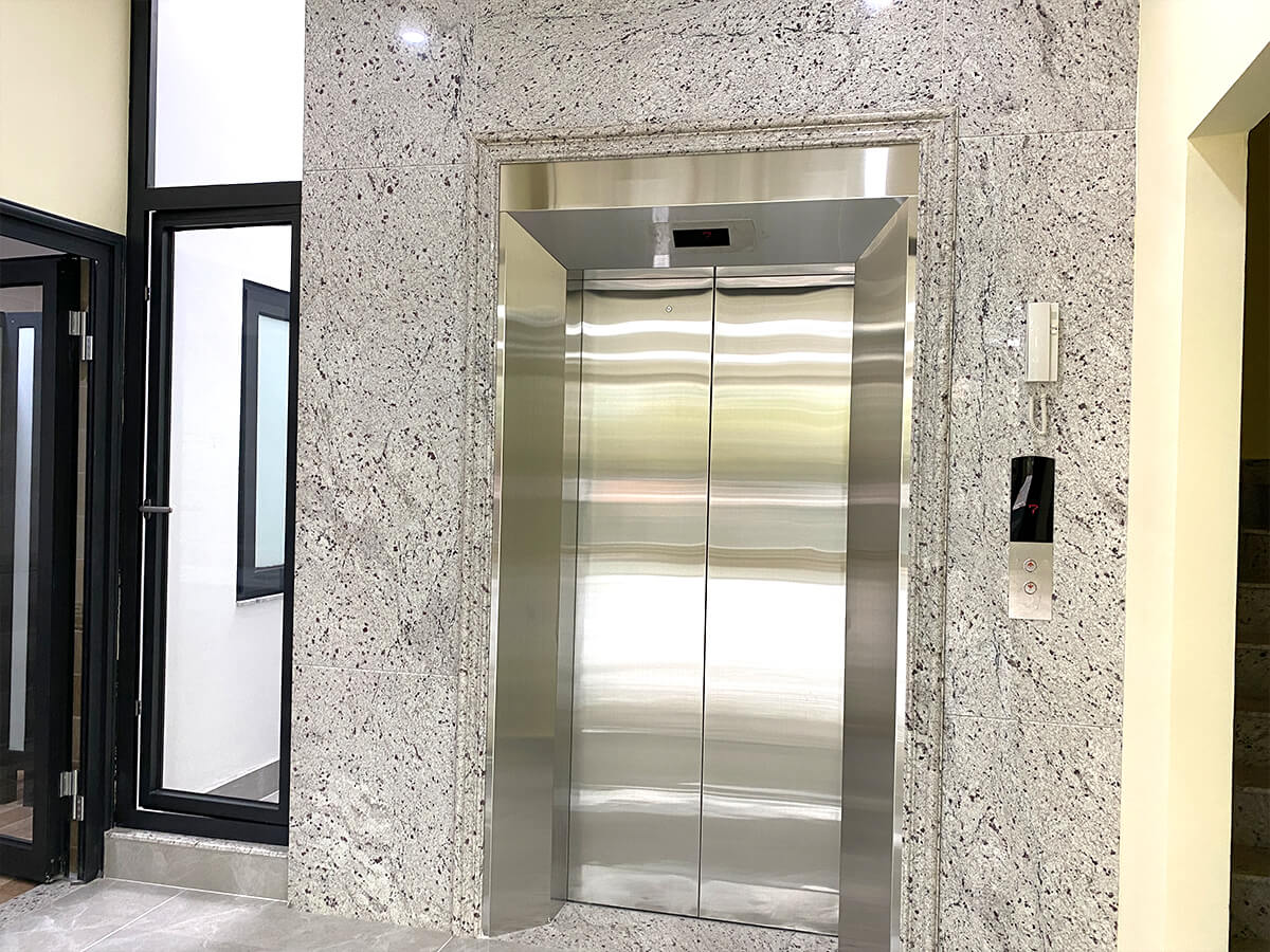 Bán Tòa Văn Phòng 8 Tầng Phố Trần Thái Tông. DT 145m2. Đang cho thuê 155tr/th. Giá 85 TỶ - Ảnh 4