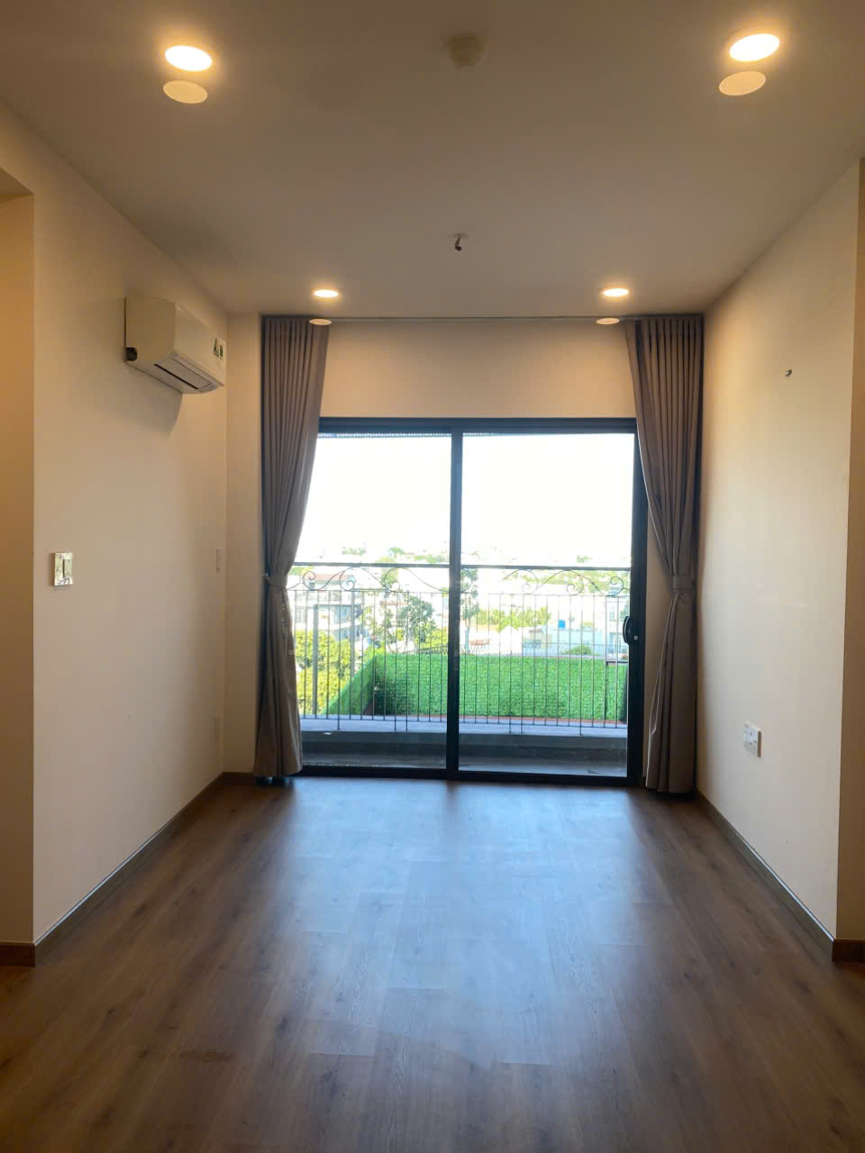 CHO THUÊ CĂN HỘ CHUNG CƯ VIVA PLAZA QUẬN 7 - TP HỒ CHÍ MINH - Ảnh 1