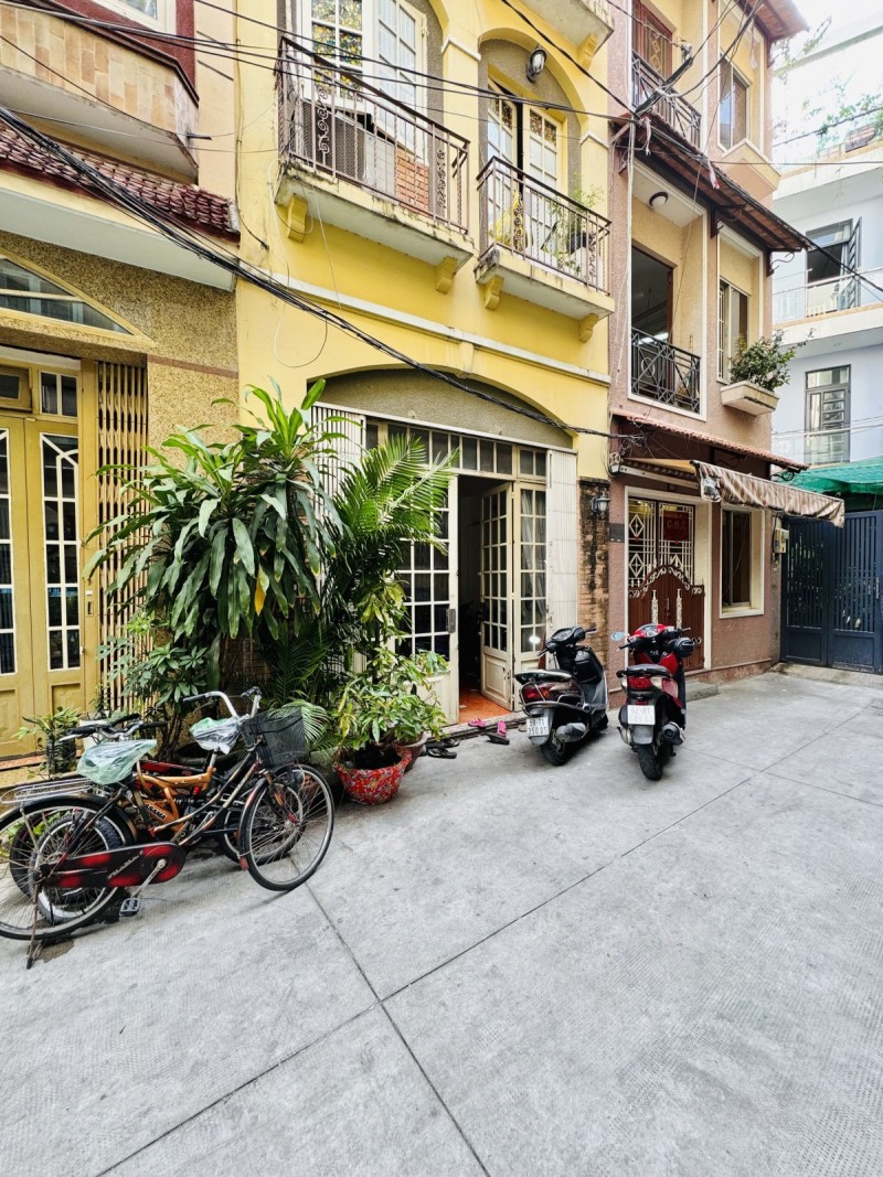 BÁN NHÀ HXH 6M - LÊ TỰ TÀI PHƯỜNG 4 PHÚ NHUẬN - 5 TẦNG BTCT - 36M2 VUÔNG A4 GIÁ CHỈ 7.6 TỶ TL - Ảnh chính