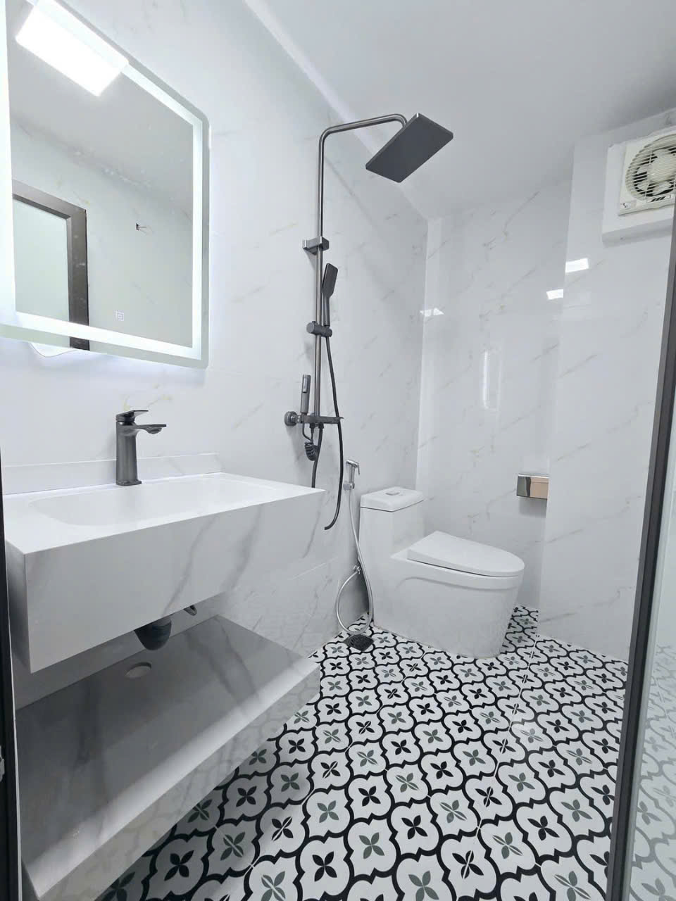 NHÀ SIÊU HIẾM LAI XÁ, 50M2 X 6 TẦNG THANG MÁY Ô TÔ ĐỖ CỬA VÀO NHÀ, KD,VP LH:0904148682. - Ảnh 1