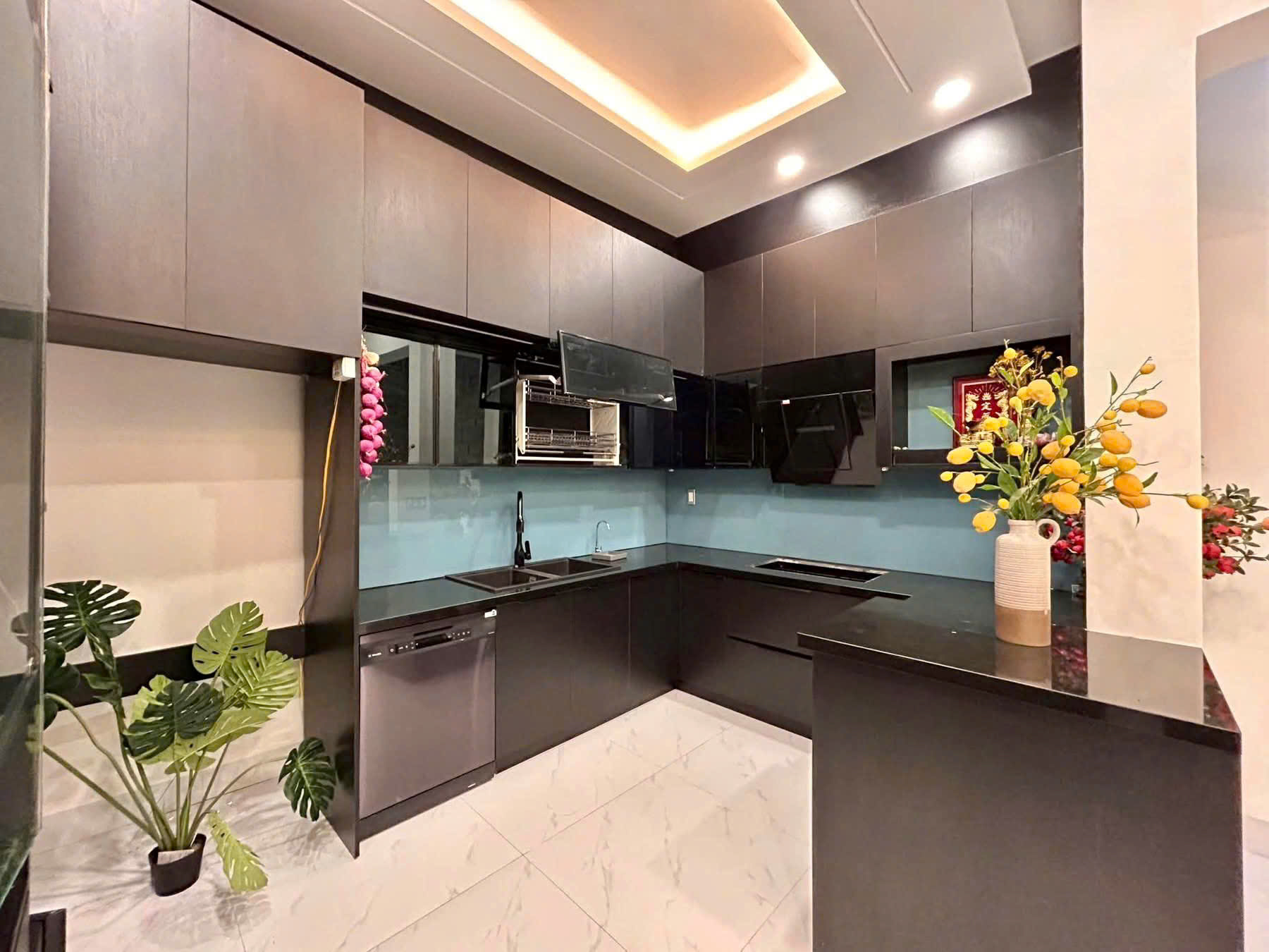 Nhà đẹp 1 trệt 2 lầu mặt tiền kinh doanh Nguyễn Công Trứ - 7 x 12m - 7.5 tỷ - Ảnh 3