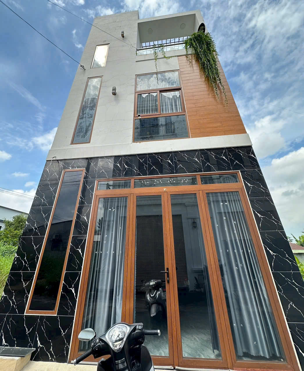 Kẹt tiền, bán gấp nhà 1T2L P.Hố Nai, gần GS.Lộc Lâm, đường nhựa 5m chỉ 2 tỷ750 - Ảnh chính