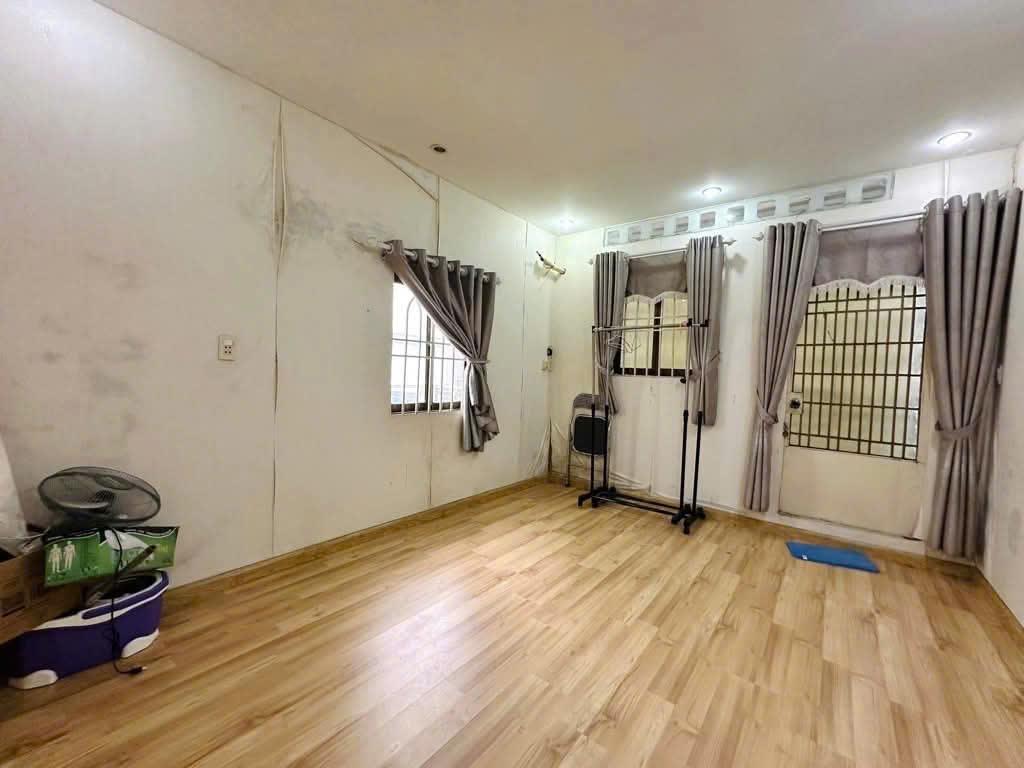 --Bán nhà HXH Lạc Long Quân, phường 9, q.Tân Bình; 38m2, 2L, 5,5 tỷ - Ảnh 1