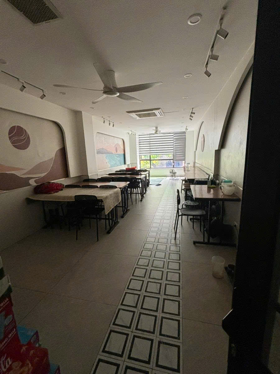 Siêu Hiếm Mặt phố Nguyên Hồng 42m2 - 5 tầng - Mặt tiền 5.7m kinh doanh dòng tiền 60 tr/th - Ảnh chính