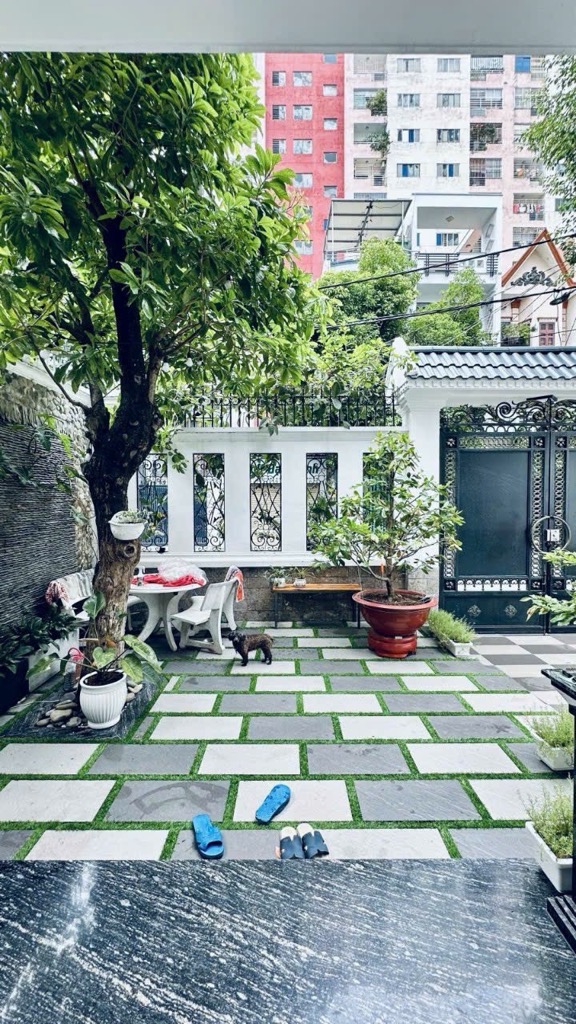 ĐƯỜNG 10M CÓ LỀ - GÓC 3 TẦNG - 265M2 - 13M x 21M - KHU BIỆT THỰ CAO CẤP - GẦN CHỢ AN NHƠN - Ảnh 2