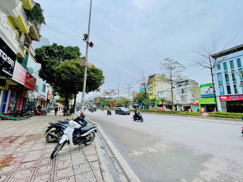 HIẾM! MẶT PHỐ NGÔ GIA TỰ 108Mx5T VỊ TRÍ ĐẮC ĐỊA - KD ĐỈNH HIỆU XUẤT CHO THUÊ 25TR/THÁNG KHU VỰC PHÁT TRIỂN TỪNG NGÀY GIÁ 20.x TỶ. - Ảnh chính