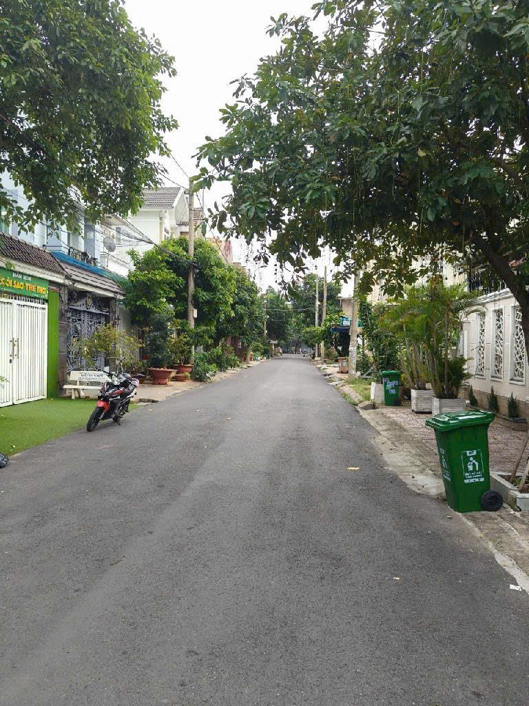 Biệt thự cao cấp KDC Nam Hoà, Phước Long A, 160m2, ngang 8m, đường 12m 18ty - Ảnh 4