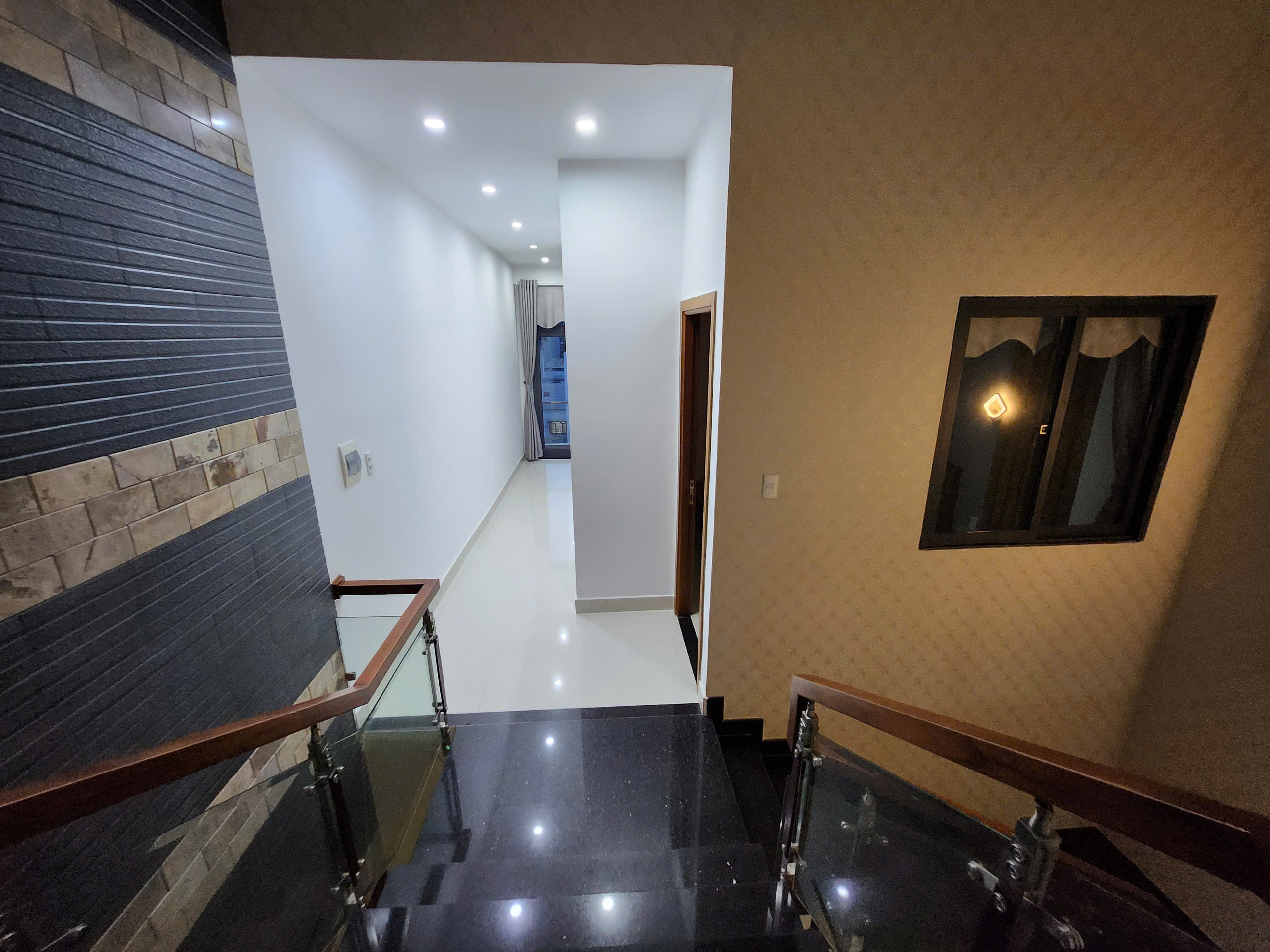 Chào bán căn nhà Đào Nguyên Phổ vị trí rất đẹp - Gần biển - Ảnh 4