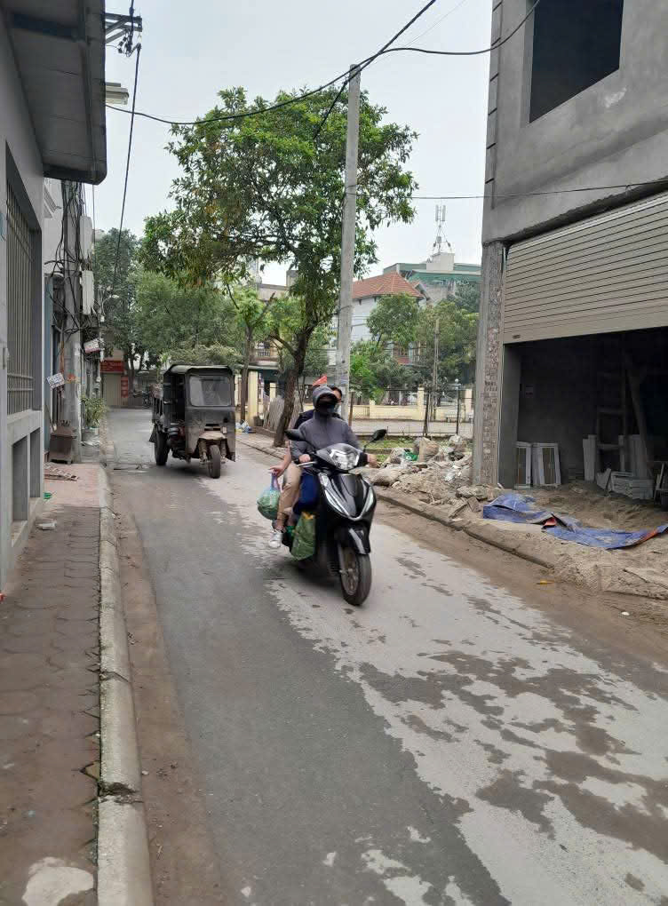 ĐẤT RẺ HIẾM THÂY GIANG BIÊN LONG BIÊN -ĐƯỜNG THÔNG - 0T0 ĐÔ <br>ĐẤT VUÔNG VẮN ĐẸP -NHỈNH 3 TỶ - Ảnh chính