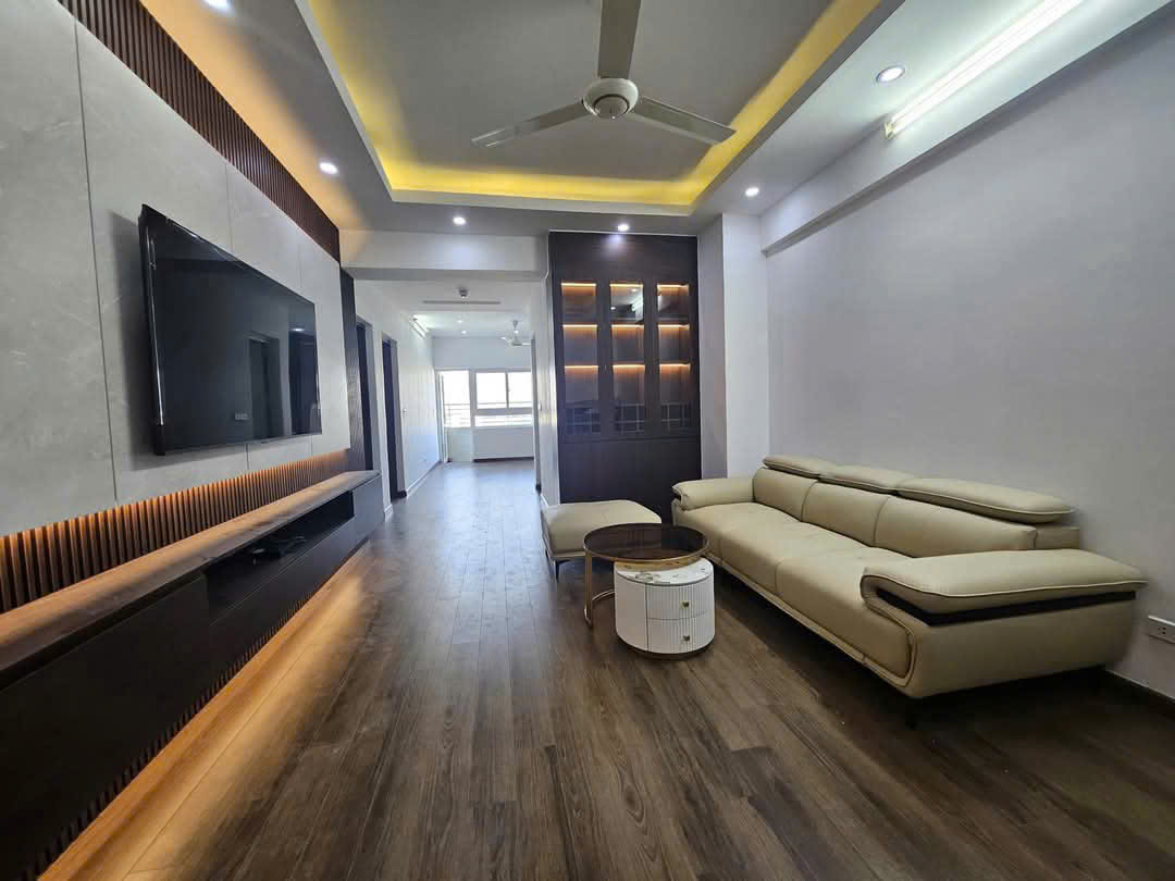 Cần bán gấp căn hộ CC vinaconex 7 đường hàm nghi 87m² full nội thất nhỉnh 5 tỷ - Ảnh 1